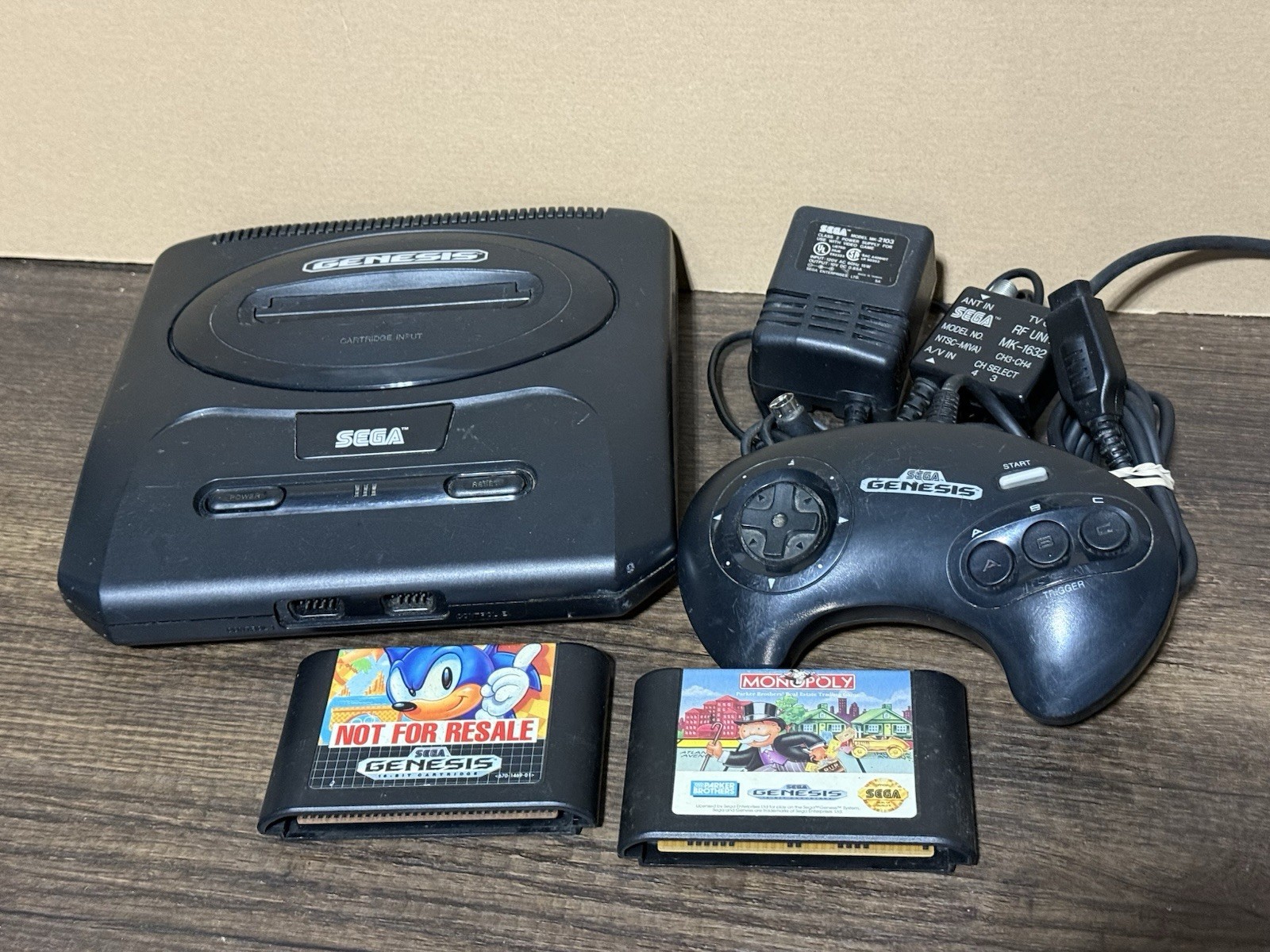 Sega Genesis Model 2 Console System Bundle Power Cord,Controller Tested Sonic