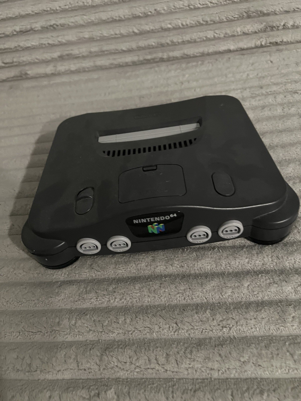 Nintendo 64 Console With Controller (No Cables)