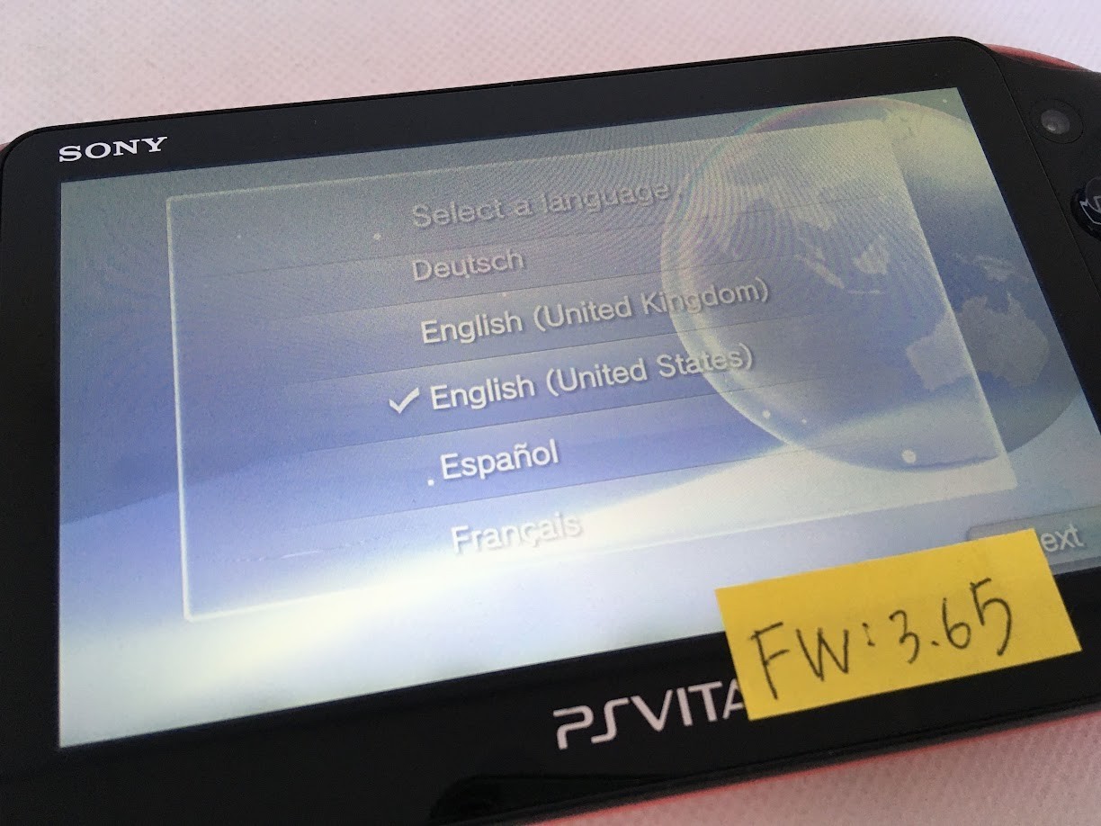 [Read/Exc] Sony PS Vita Pink/Black PCH-2000 ZA15 Slim Console Wi-fi w/Box