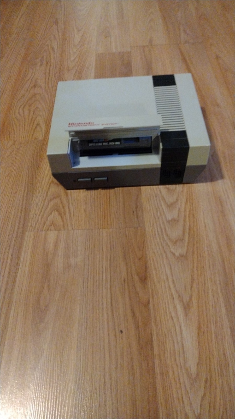 Nintendo Entertainment System NES Console – Gray (NES-001) With 1 Cartilage