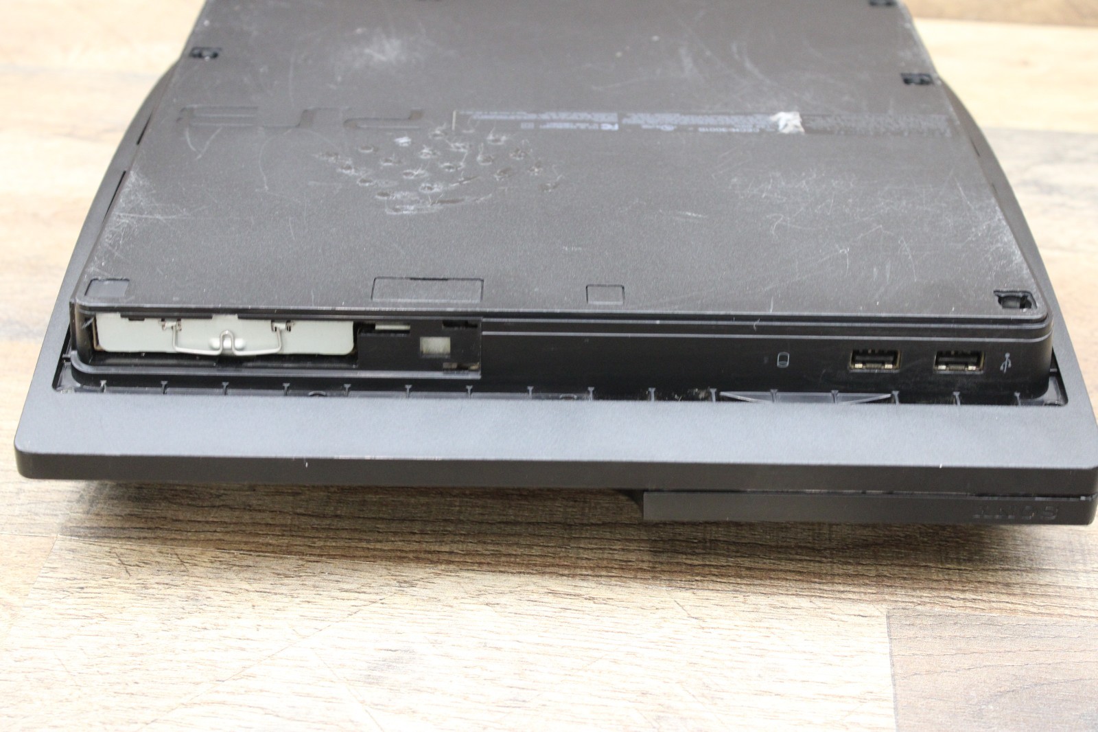 Sony PlayStation 3 PS3 Console Only – CECH-3001B – 40GB (Tested & Working) READ