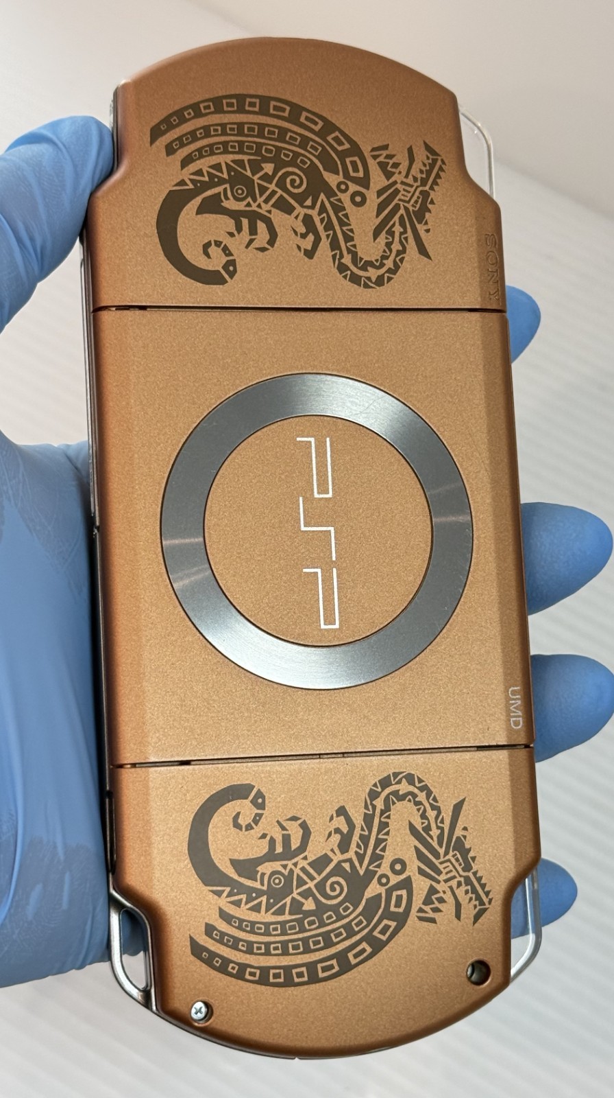 Sony PSP-2000 Monster Hunter 2nd Bronze Limited Edition Console – Excellent