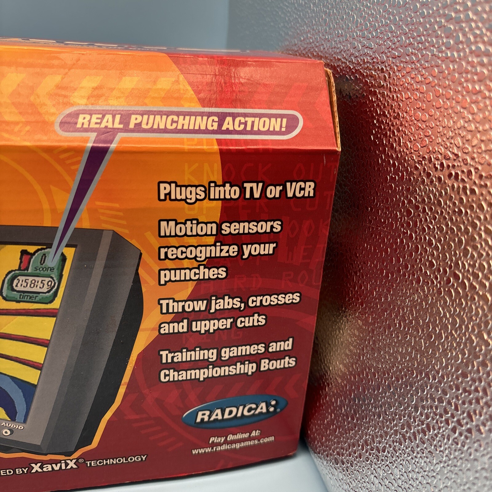Play TV Boxing GET OFF THE COUCH AND INTO THE RING By Radica 2002