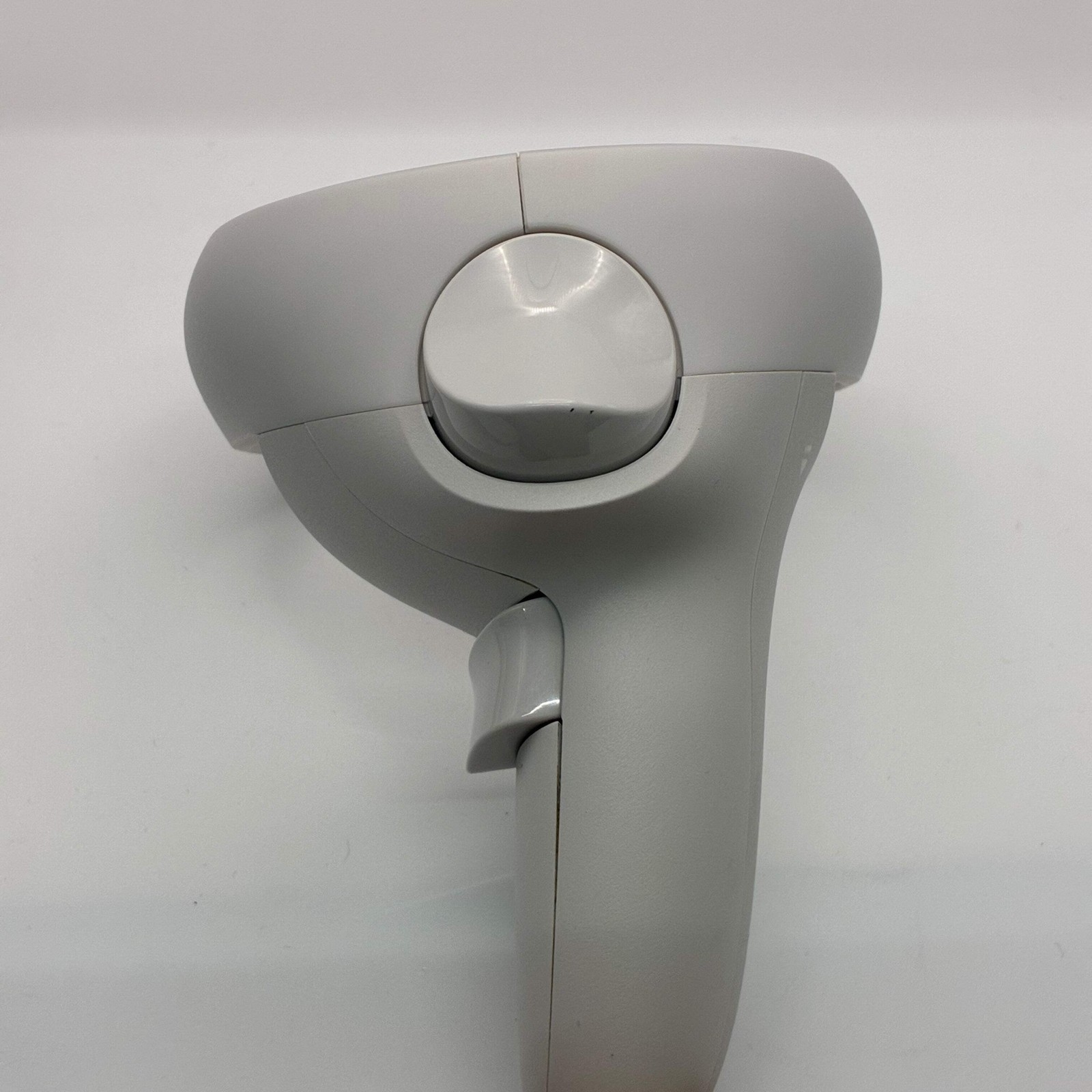 Meta Quest 2 KW49CM 128GB White VR Headset W/ Controllers – Used B