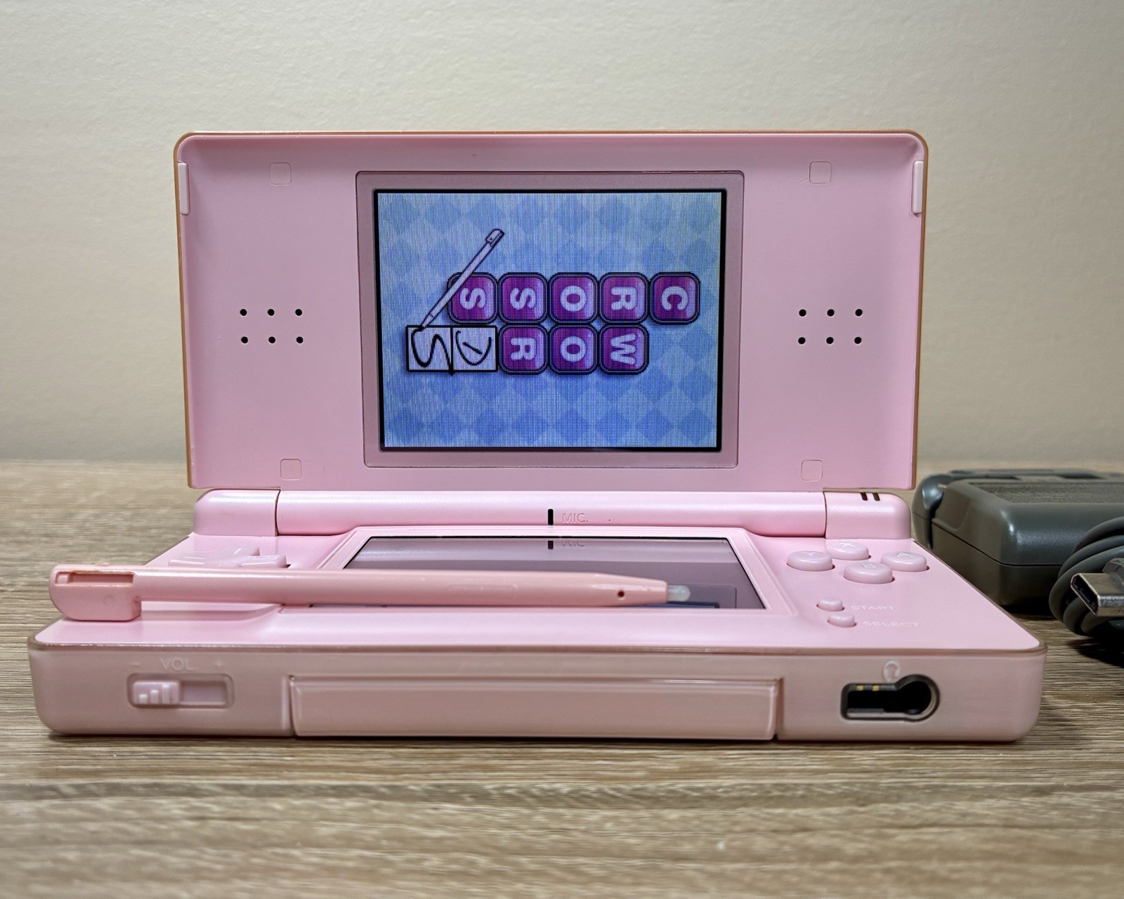 Nintendo DS Lite Console USG-001 Coral Pink + DS Charger + 3 Games Tested ✅