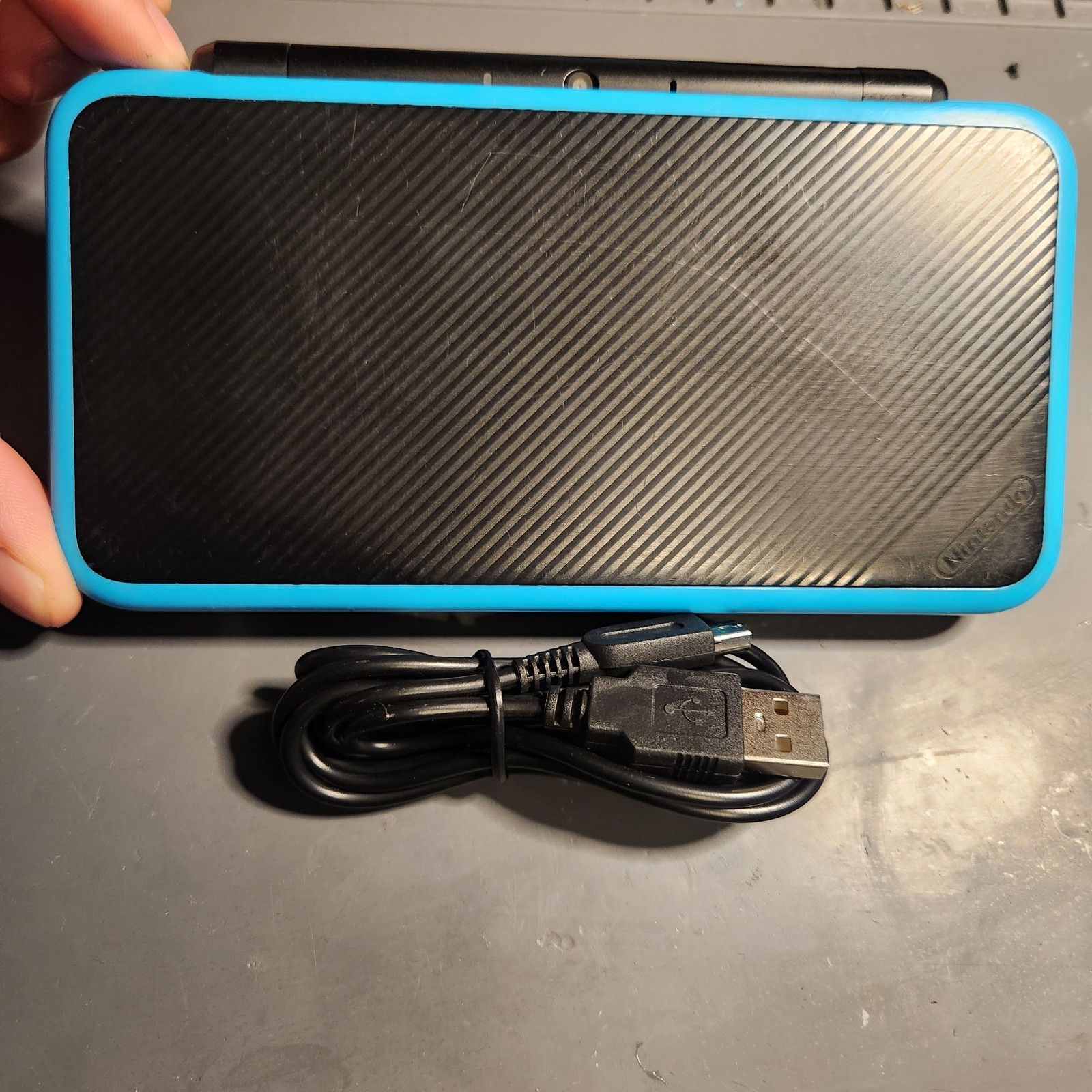 Nintendo 2DS XL System – Turquoise/Black