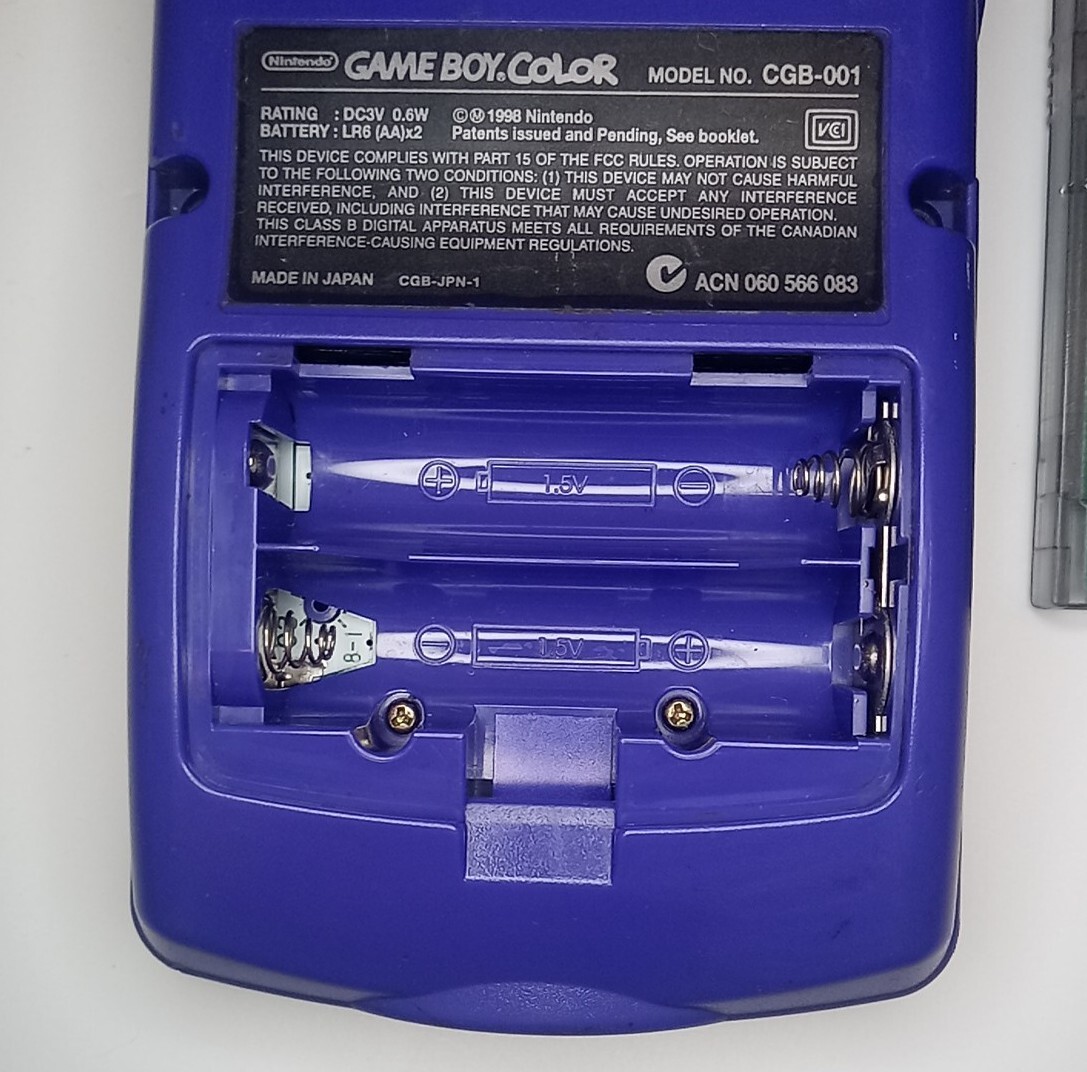 Nintendo GameBoy Color CGB-001 – Purple – White Buttons – Rugrats GBC Game