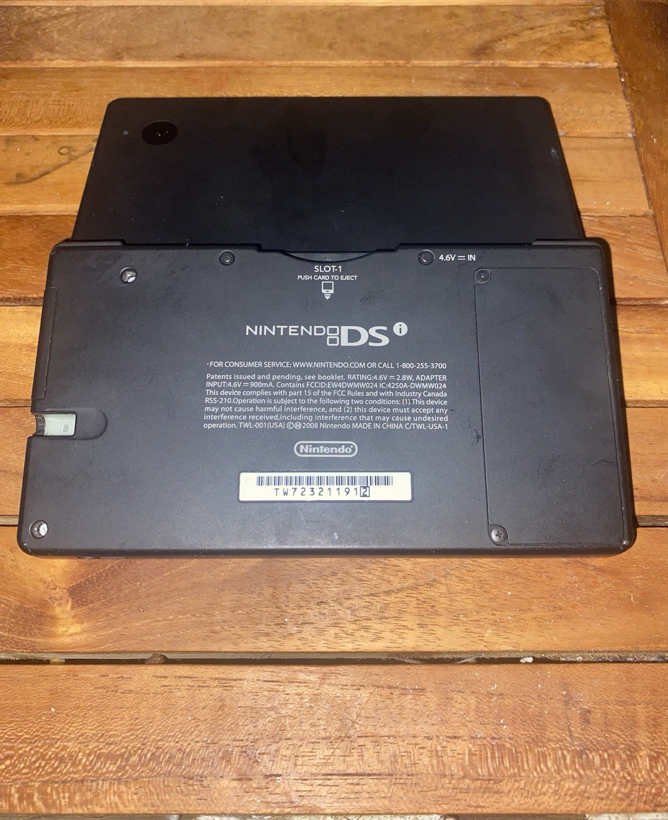 Nintendo DSi (Black), Comes with 3 Games, and Charger(Please Read)