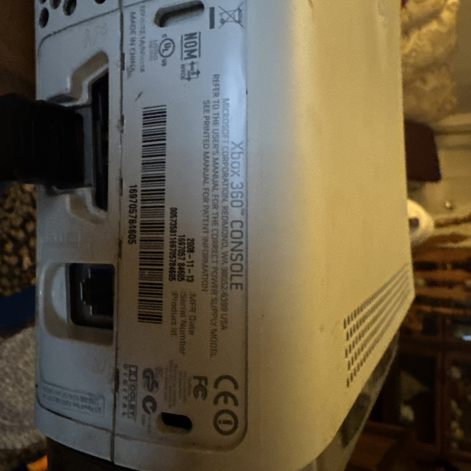 Microsoft Xbox 360 Core System White Console (BK:2.0.1888.0)