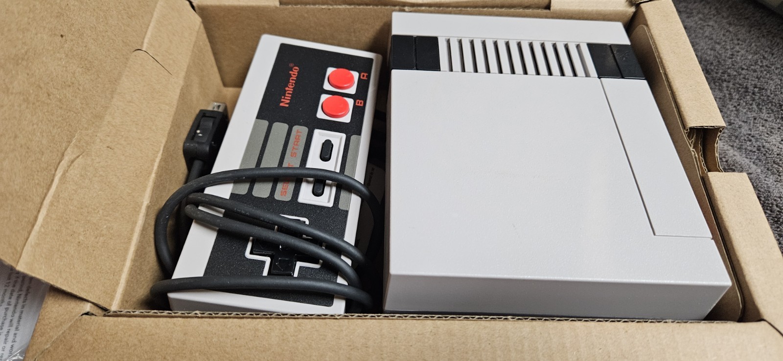 NINTENDO NES CLASSIC EDITION VIDEO GAME SYSTEM CONSOLE CIB COMPLETE WITH BOX