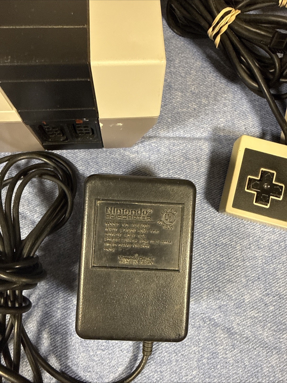 Nintendo NES Action Set Home Console – White/Gray- Brand New 72 Pin Connector