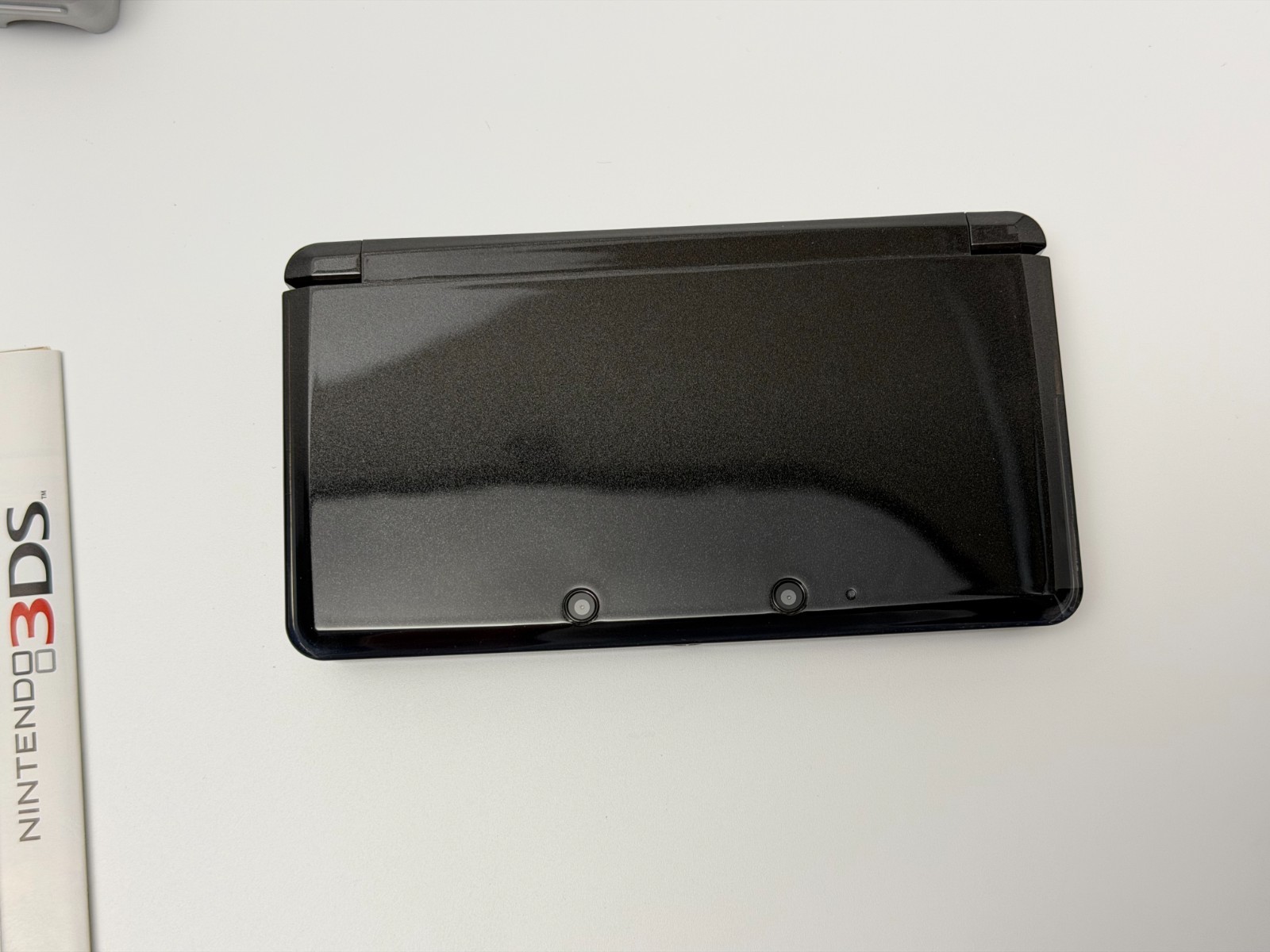 Ambassador Nintendo 3DS Cosmo Black Handheld System Bundle w/Zelda