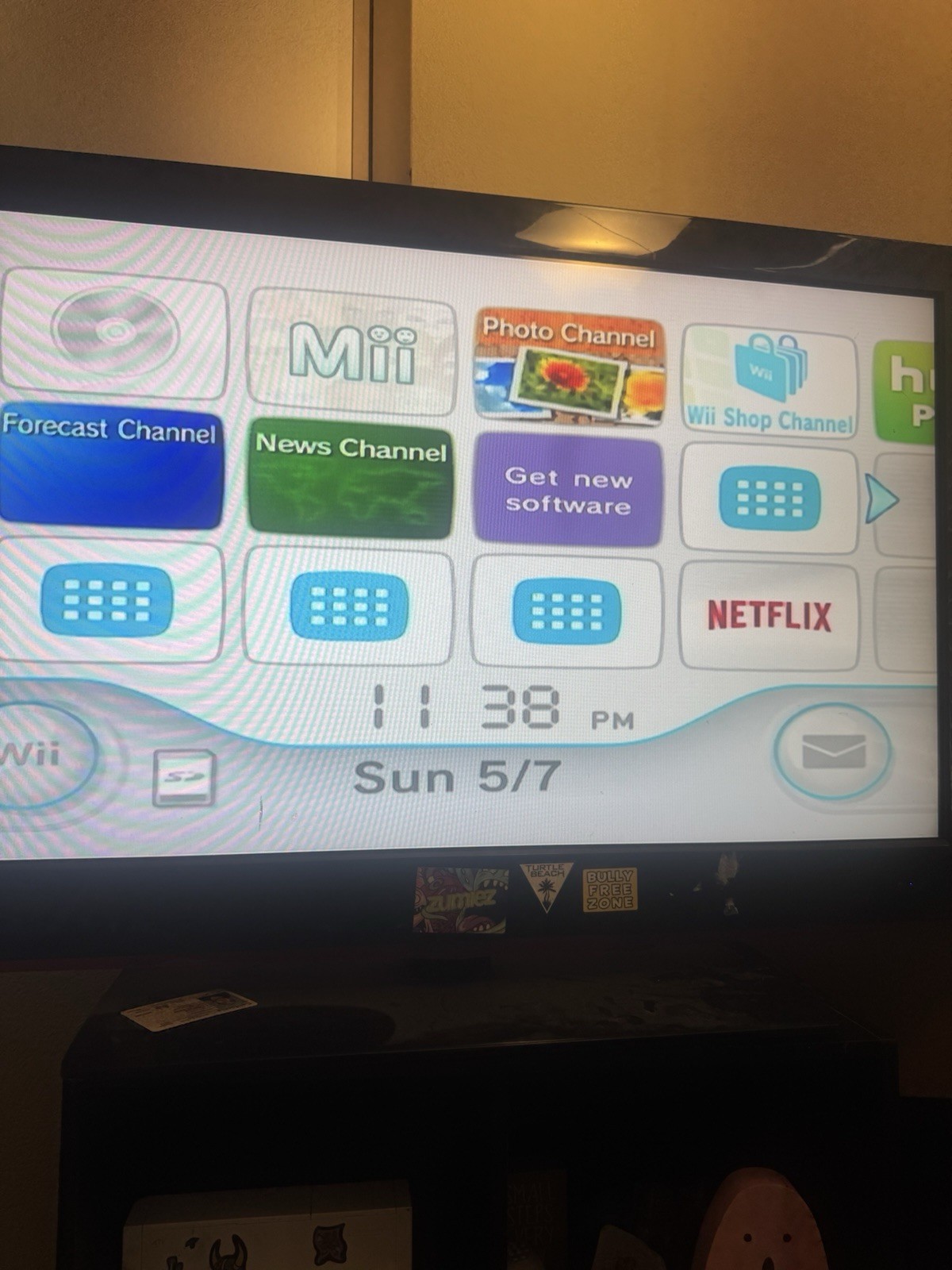 Nintendo Wii Console White Sensor Bar Power Adapter AV Cable Internet Browsing