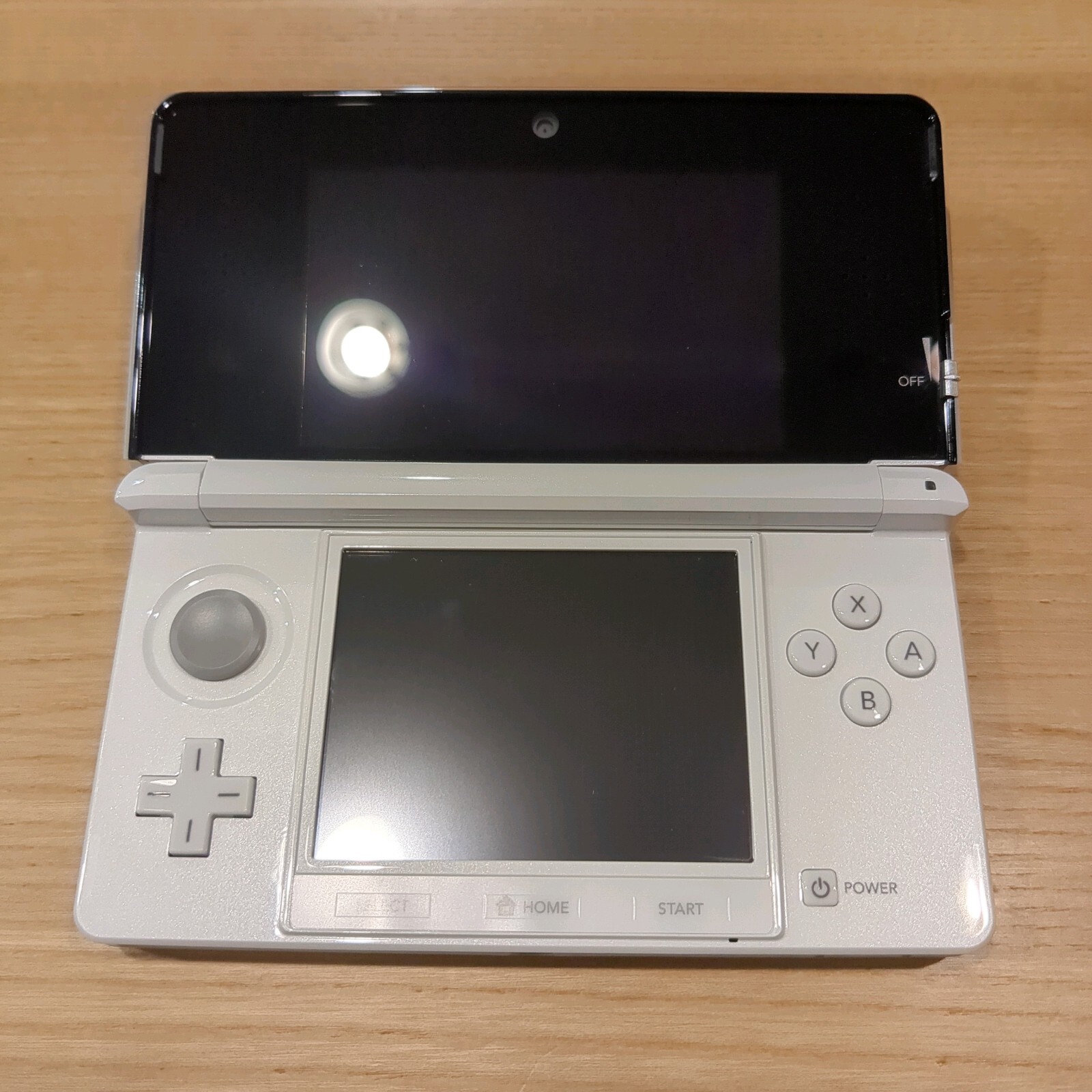 Nintendo 3DS Ice White Handheld System (NTSC-J)