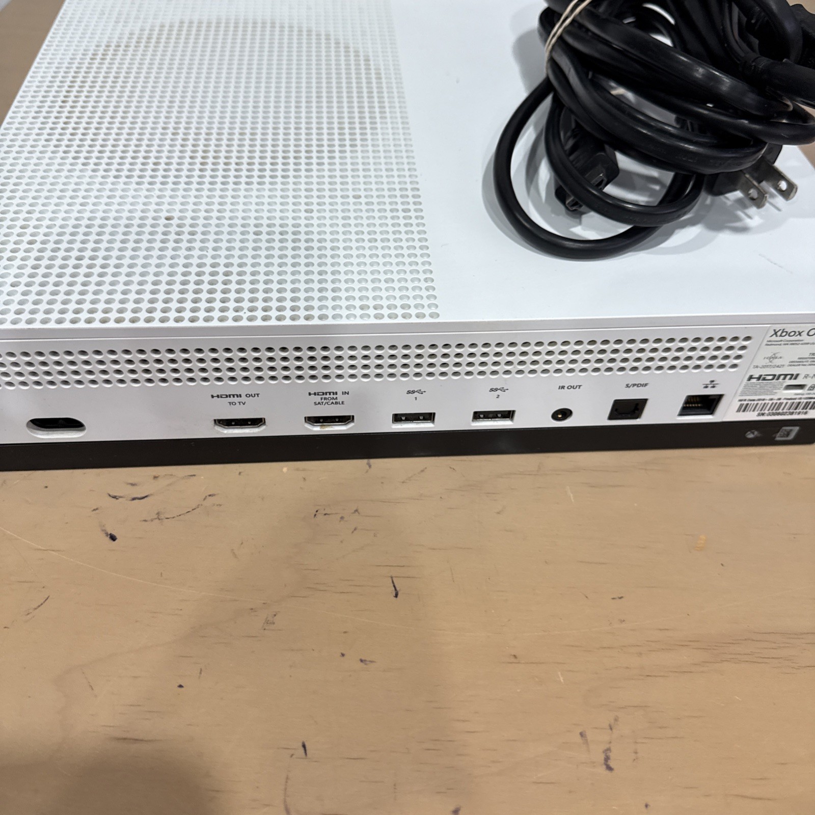 Microsoft Xbox One S 1681 White 500GB Home Console Gaming System Tested