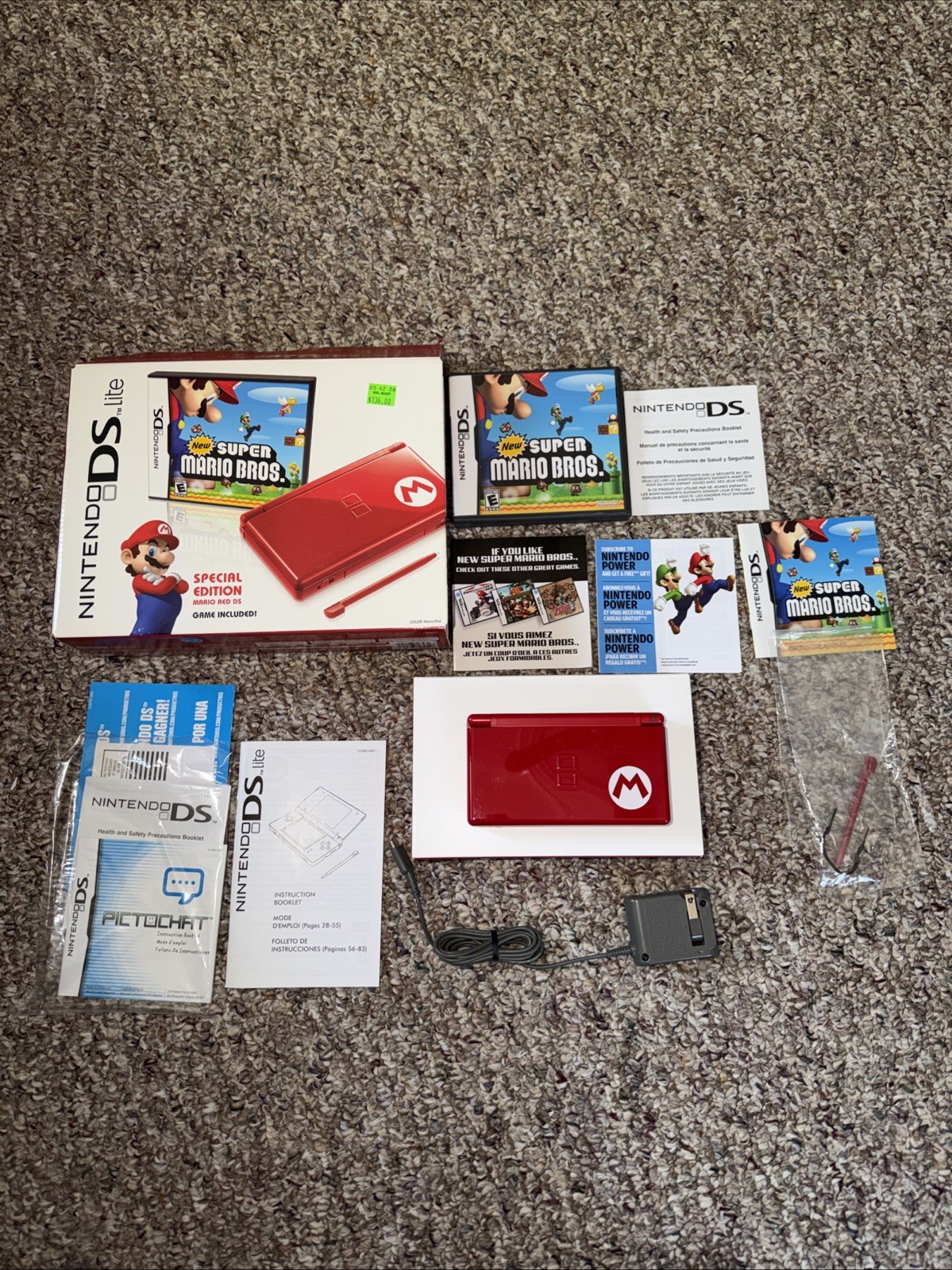 Nintendo DS Lite Special Edition Mario Red Super Bros Near Mint