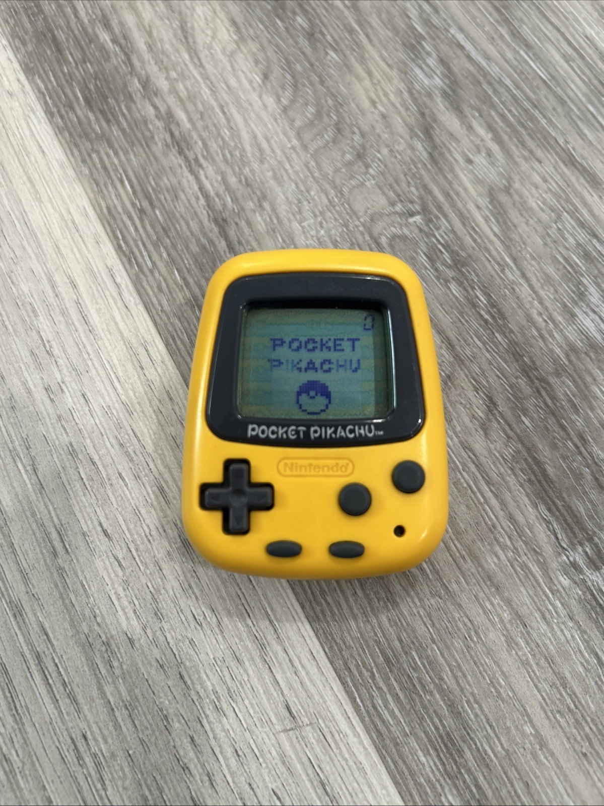 Pocket Pikachu Nintendo Pokemon Initial Edition 1998 Pedometer Virtualpet TESTED