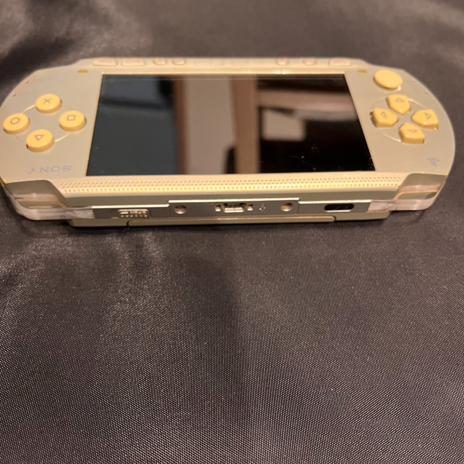 SONY PSP-1000 Gold Console Only – Tested & Working – RANK-B