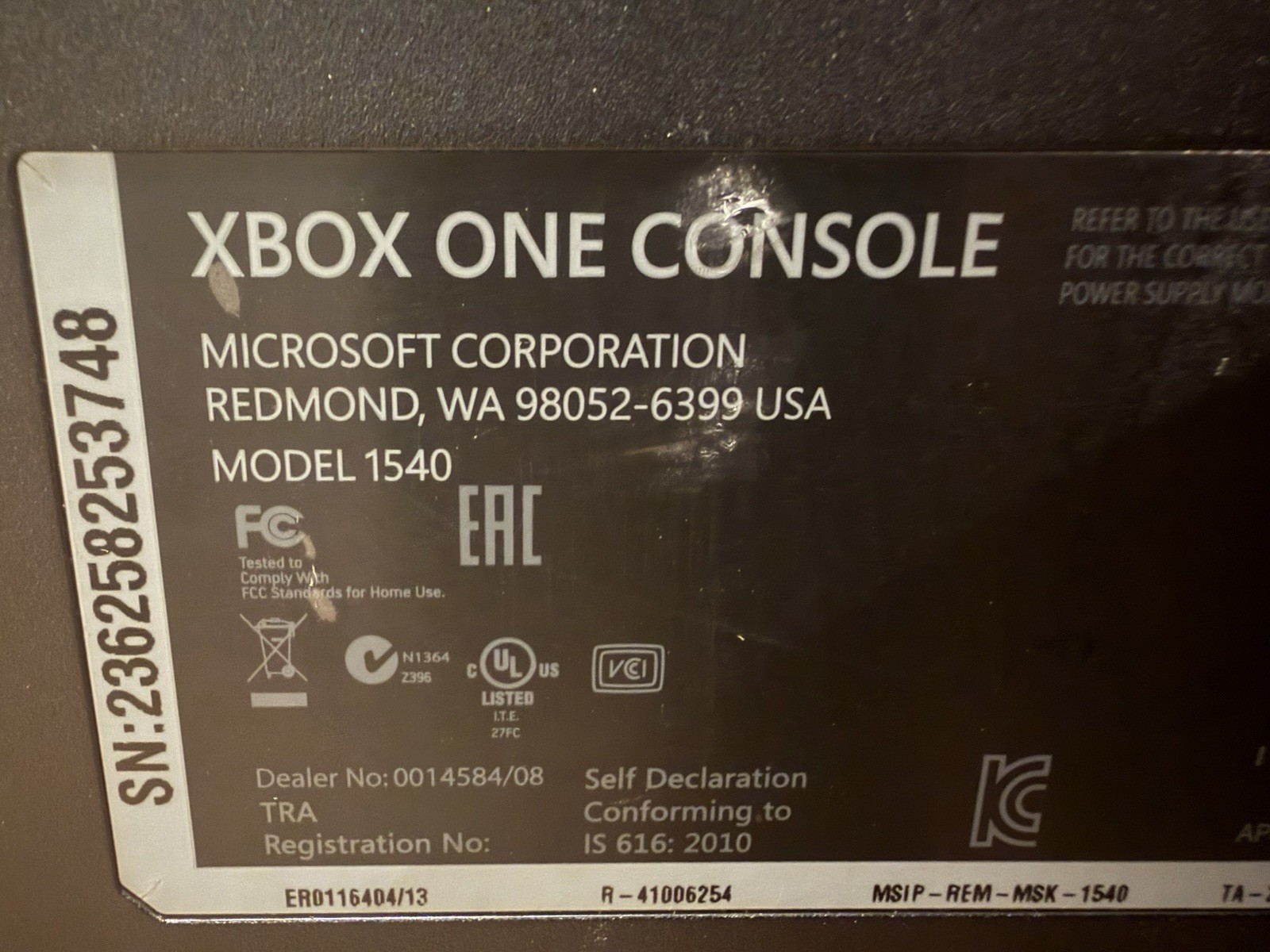 Microsoft Xbox One 500GB Console – Black (1540) No Controller + Call Of Duty MW