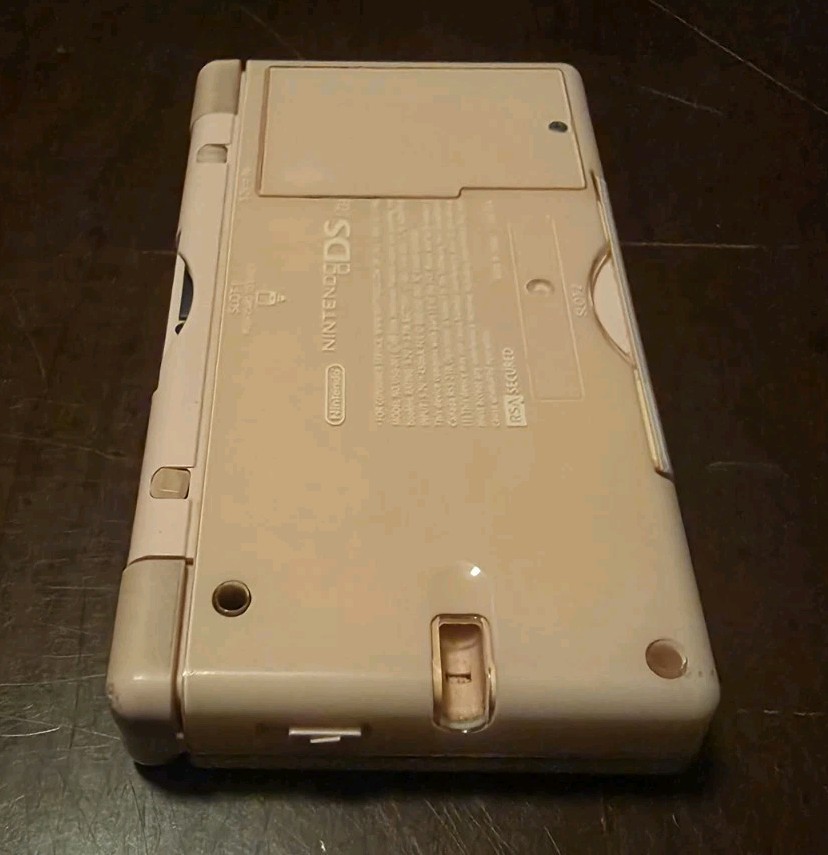 Nintendo DS Lite Console – Pink