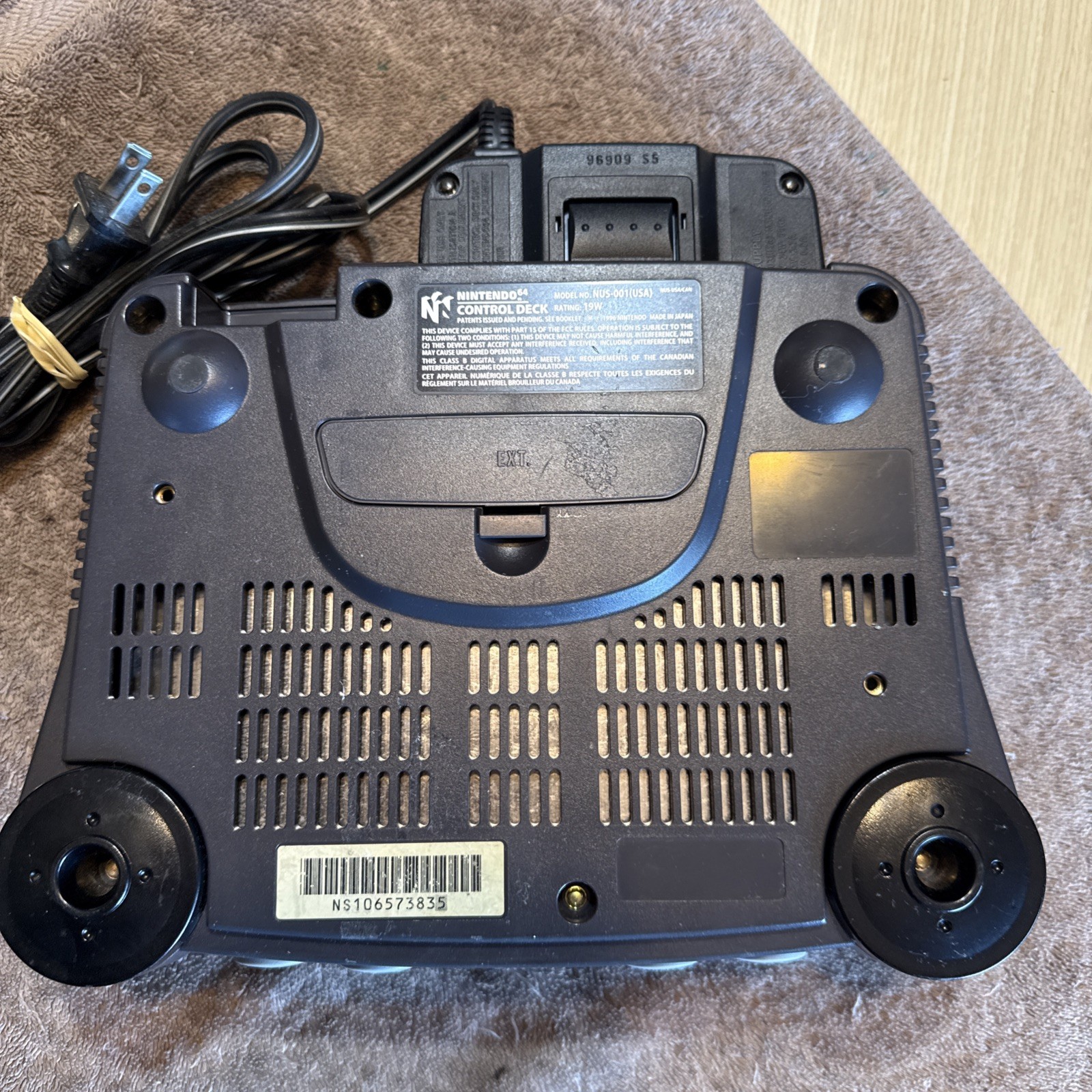 Nintendo 64 Console 1Controller N64 NUS-001 USA W/cord