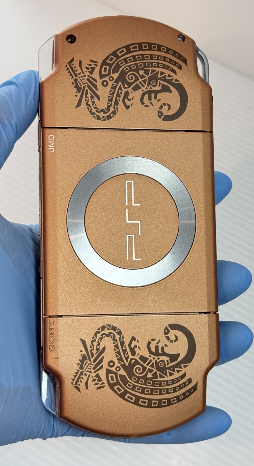 Sony PSP-2000 Monster Hunter 2nd Bronze Limited Edition Console – Excellent