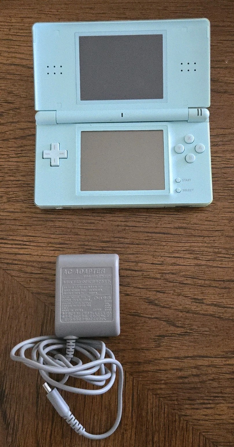 Nintendo DS Lite (Teal Blue) USG-001 OEM Handheld Console with Charger FreeShip!