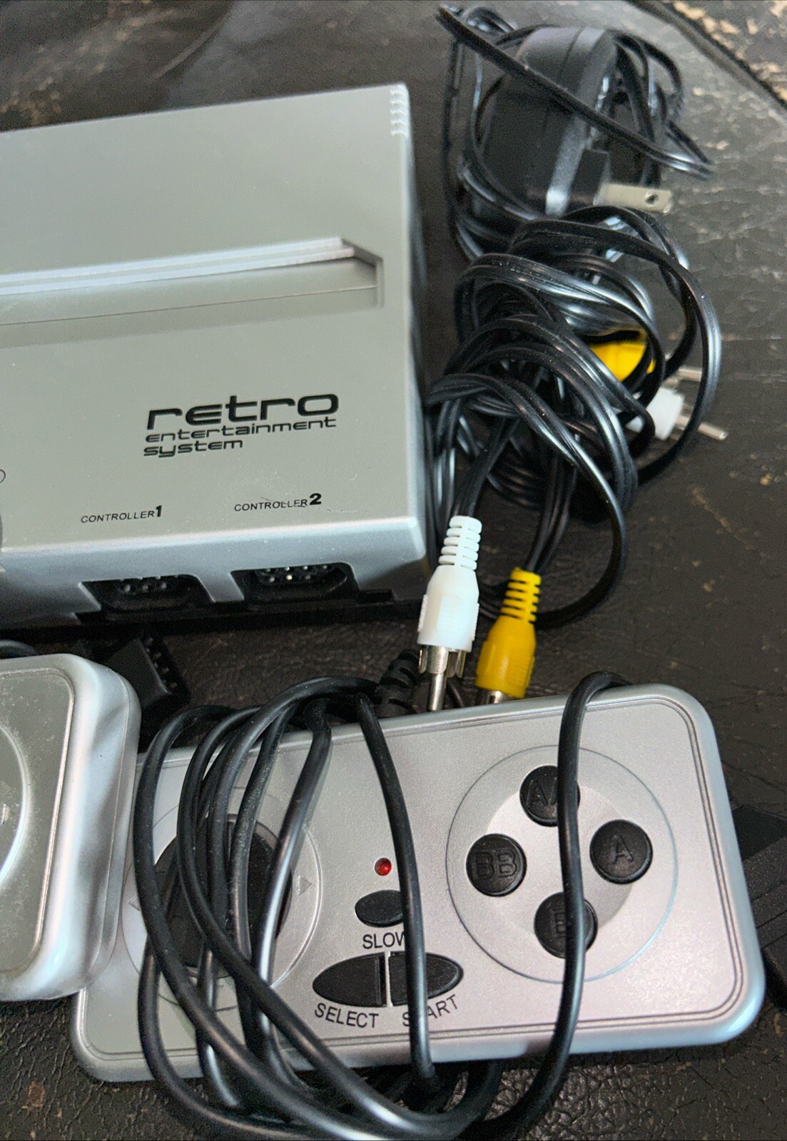 Retro-Bit Entertainment System – Silver & Black Console With – 2 Controllers