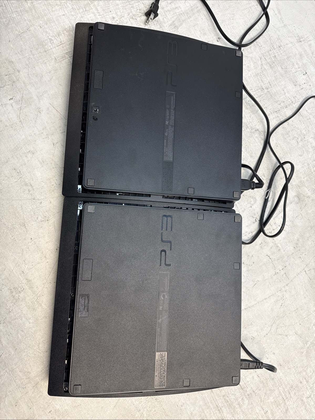 2 Sony PlayStation 3 Slim 120GB Consoles – Black FOR PARTS OR REPAIR