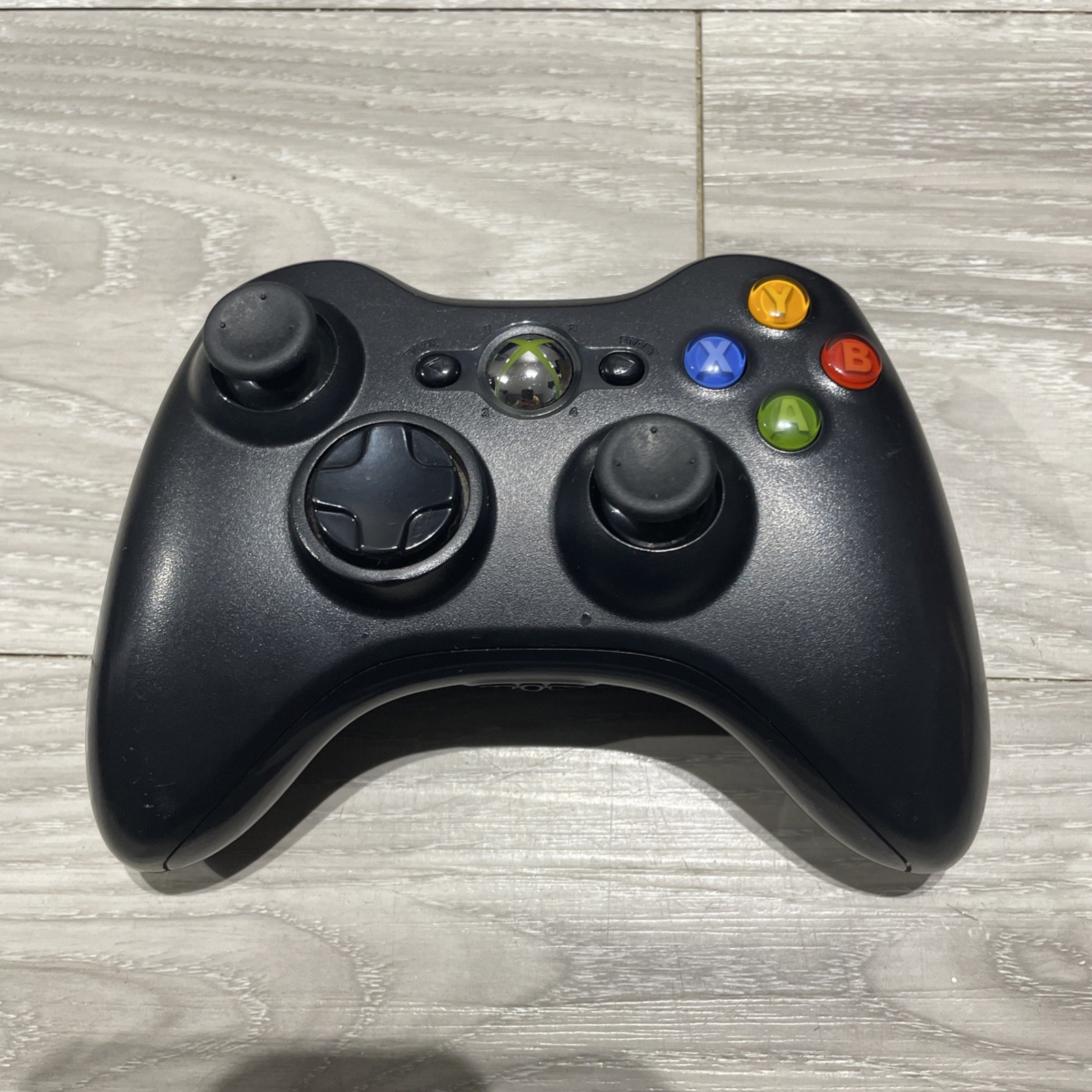 Xbox 360 S Slim Black 1439 Console w/250GB, 1 Controller, 7 Games & Cords Bundle
