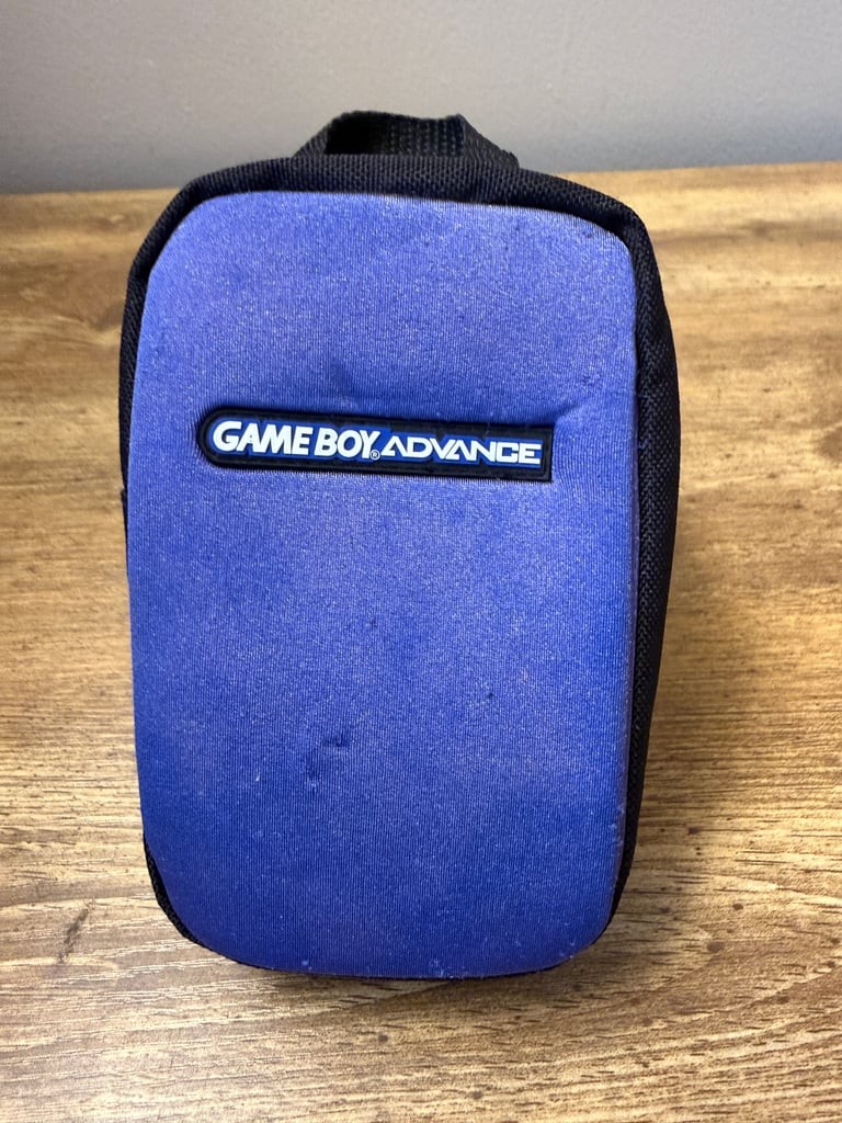 Nintendo Game Boy Advance Carrying Case Blue Zippered Travel Bag