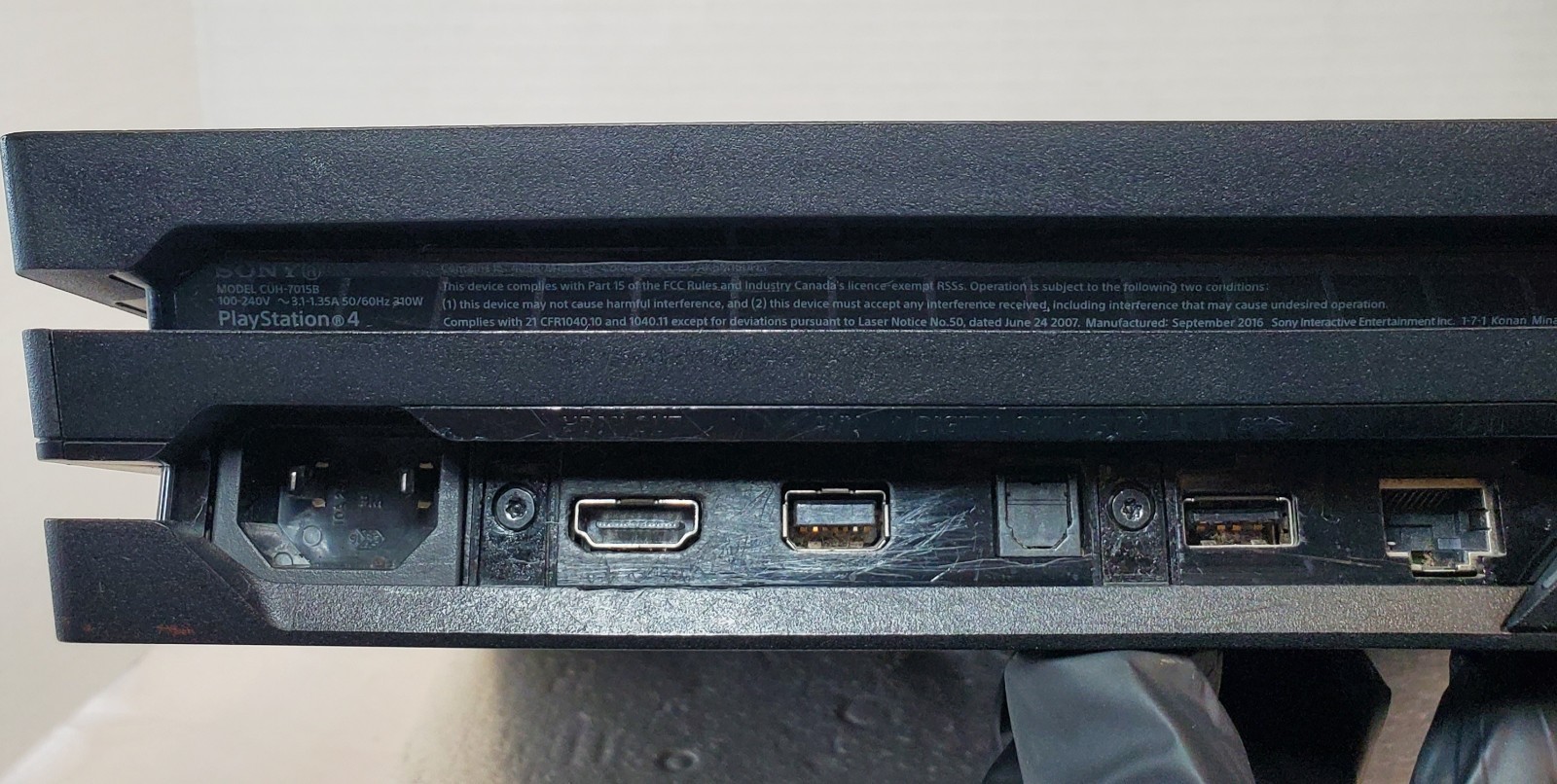 Sony PlayStation 4 PS4 Pro (CUH-7015B) 1TB w. Controller Cables & Games TESTED✅️