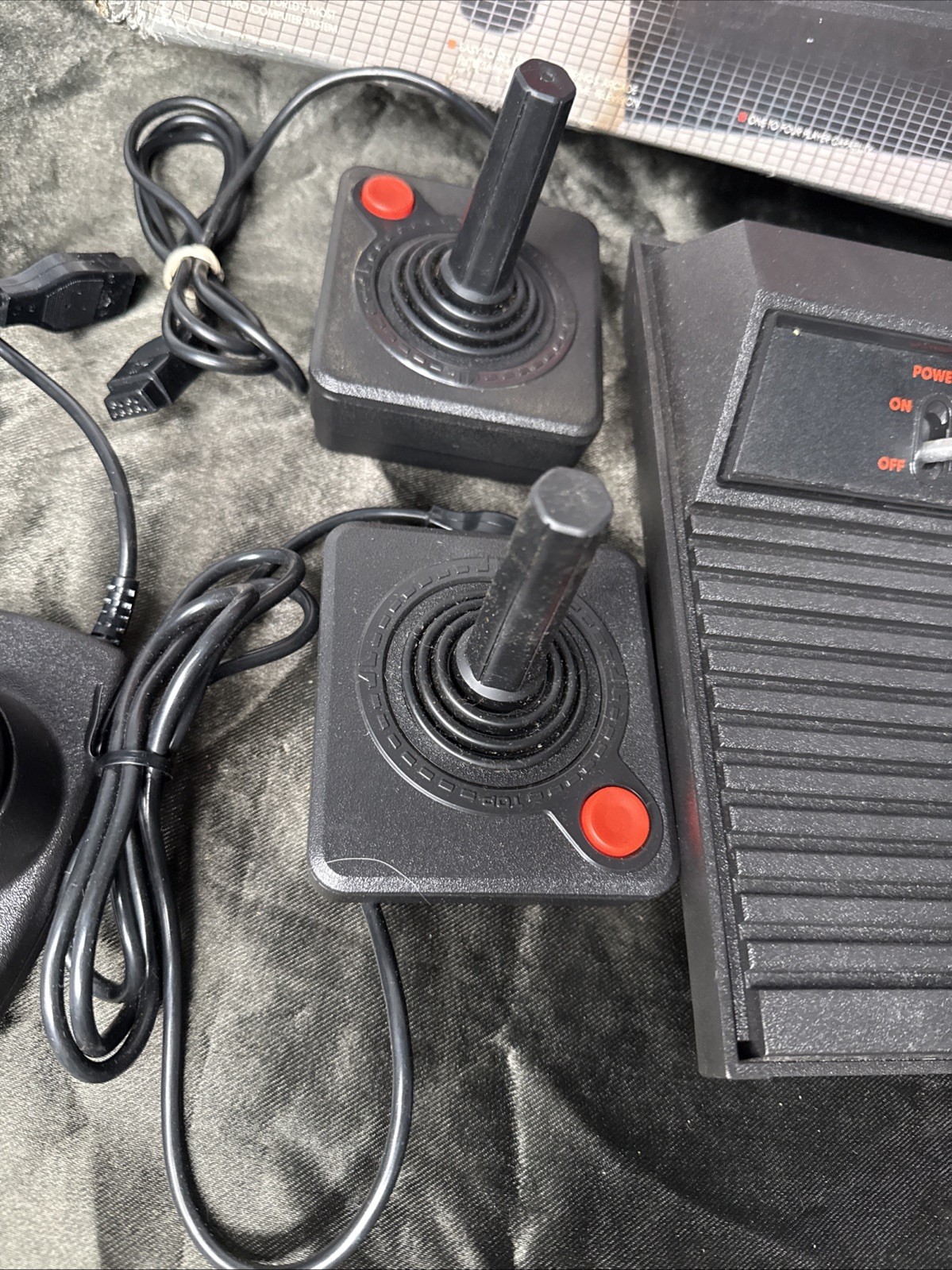 Atari 2600 Darth Vader Console Boxed + Controllers Cables 2 Games – Great – Read