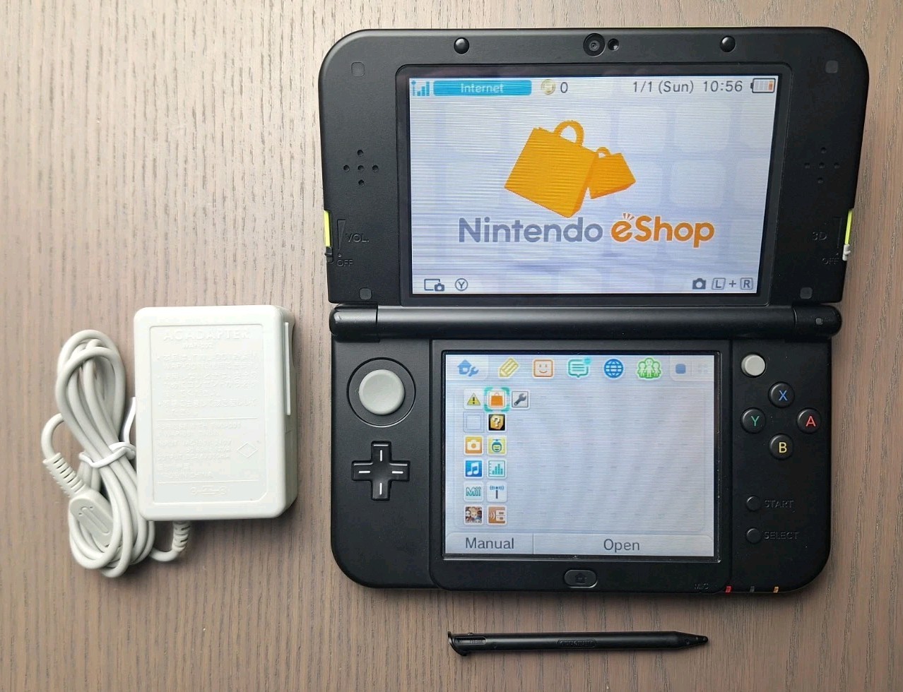 New Nintendo 3DS XL Lime Black | Charger + 32GB SD Card | Region Free