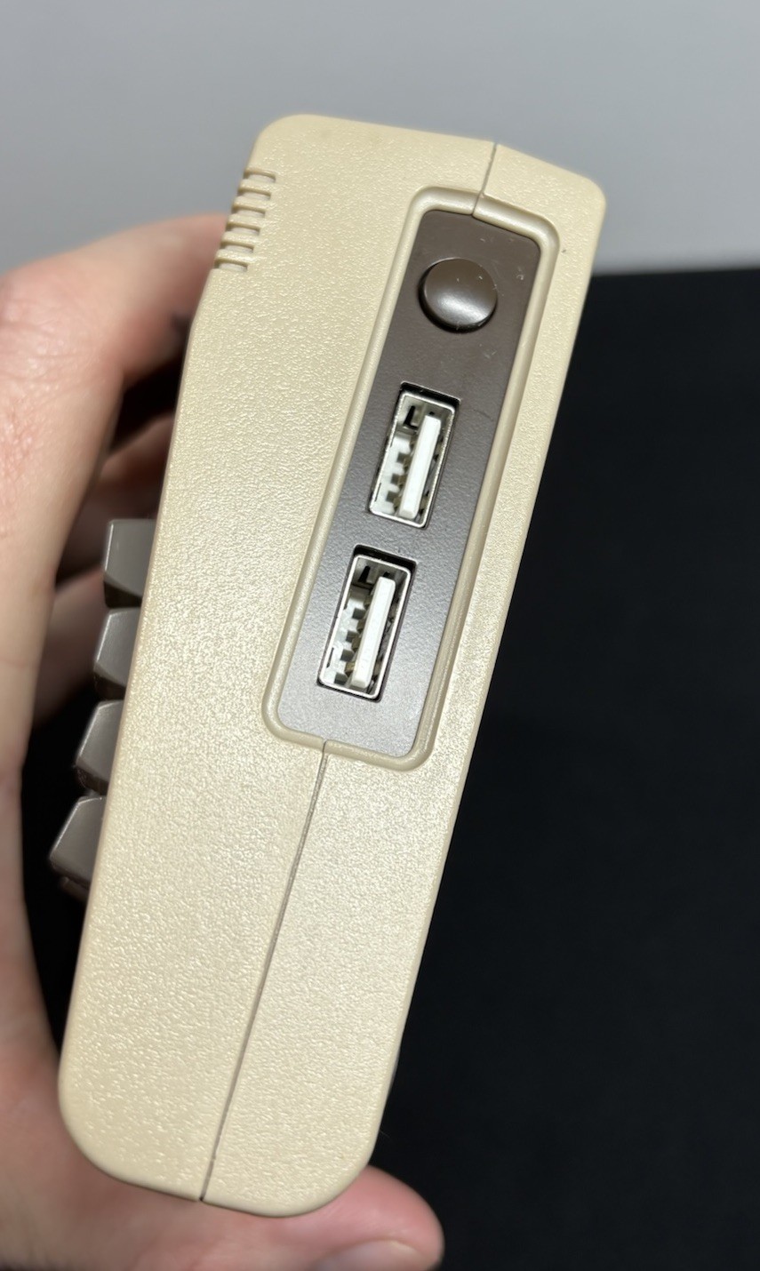Commadore The C64 Mini Retro Gaming RGL001 – CONSOLE ONLY – Tested Works