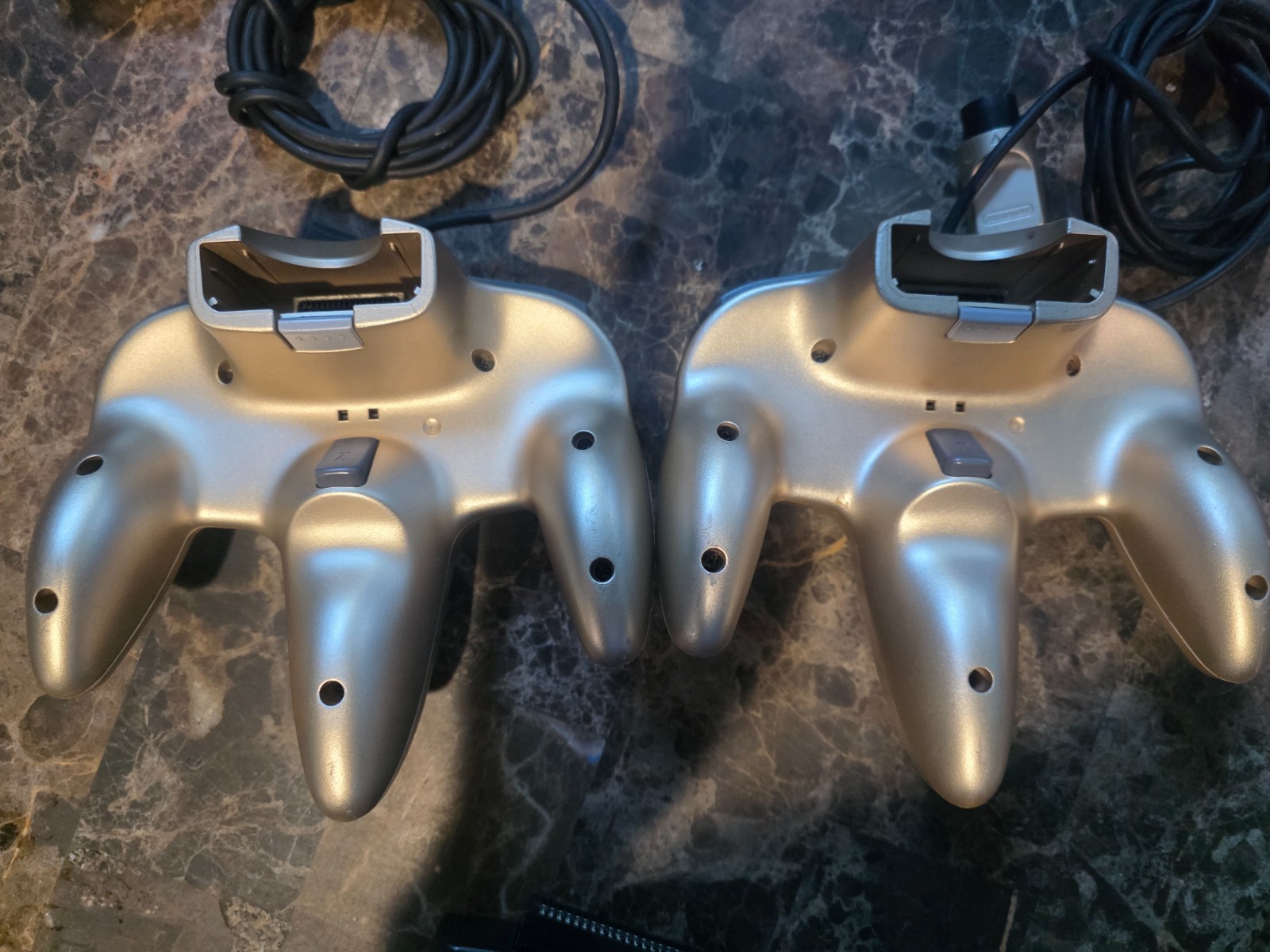 Nintendo 64 N64 Console , 3 OEM Controllers & 10 Authentic Games, Cords | Tested