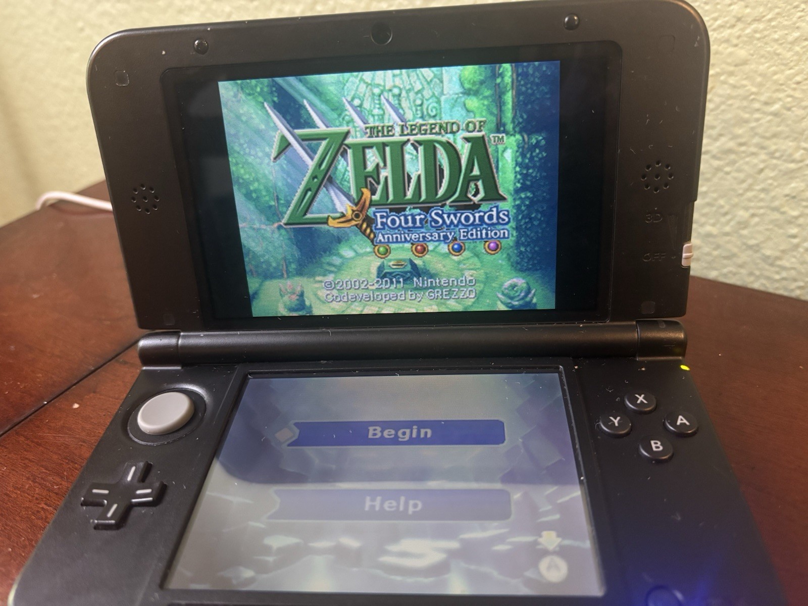 Nintendo 3DS XL Portable Gaming Console 7 Games 16GB SD