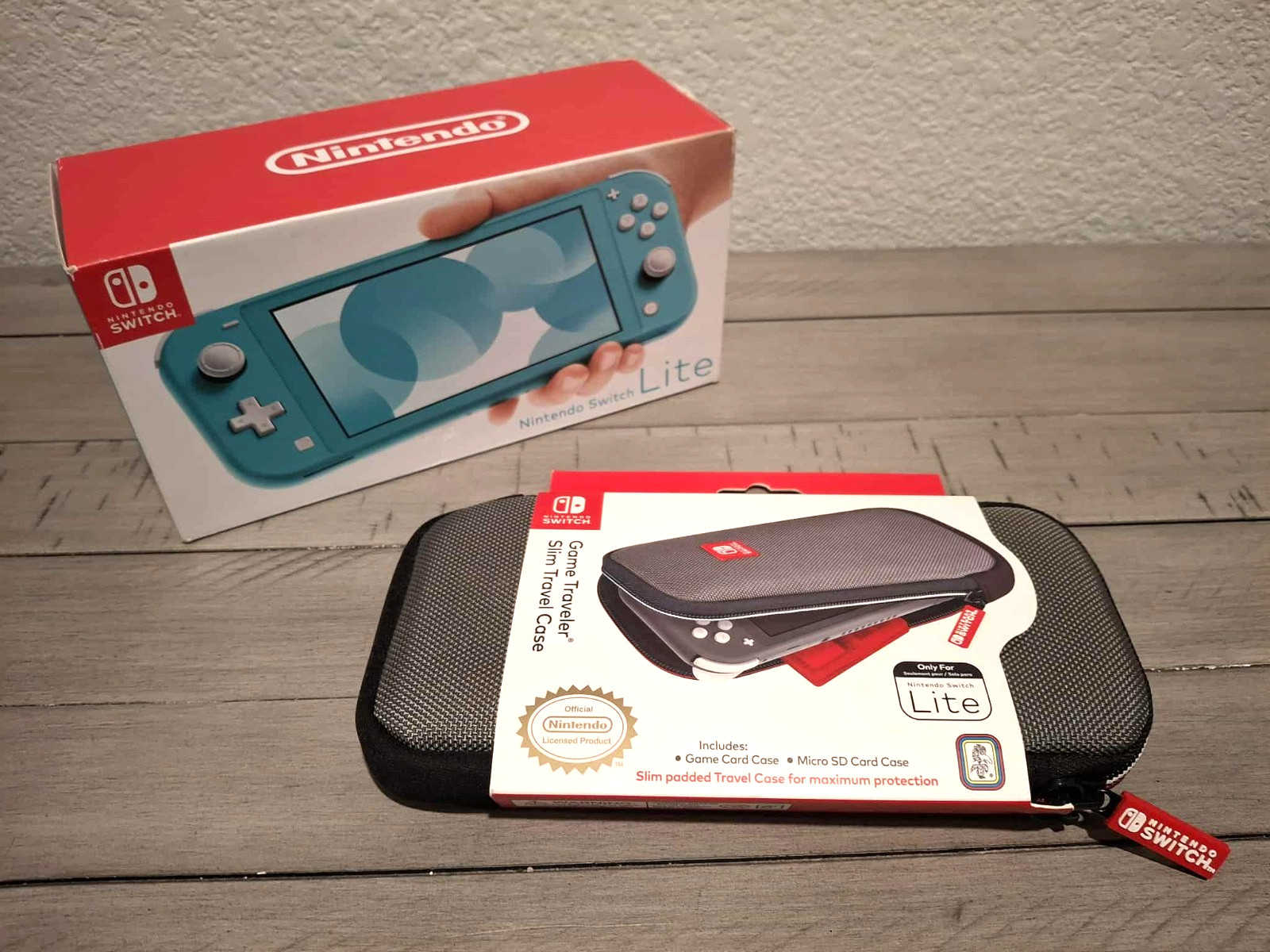 NEW Nintendo Switch Lite Console in Turquoise + Carrying Case Bundle/Lot – Mario
