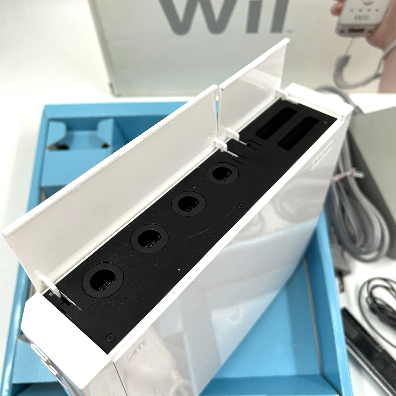 Huge Nintendo Wii Console Bundle RVL-101 2 Controllers 23 Games Mario With Box