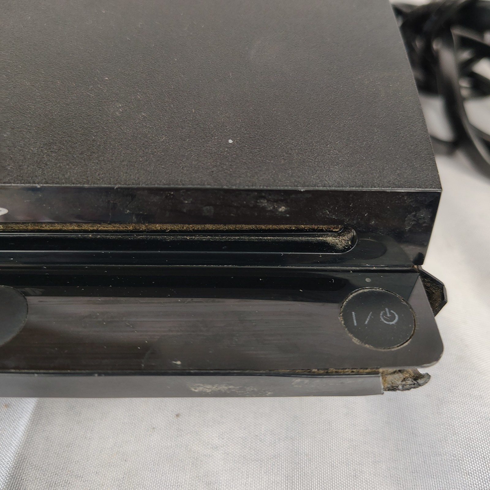 Read!!! Sony PlayStation 3 Slim 160GB Console – Black CECH-3001A