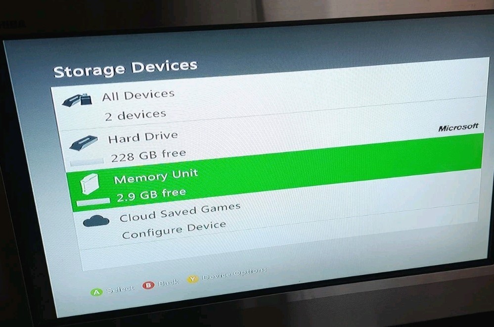 Microsoft XBox 360 S Slim Model 1439 250GB Console System 4 Games Tested