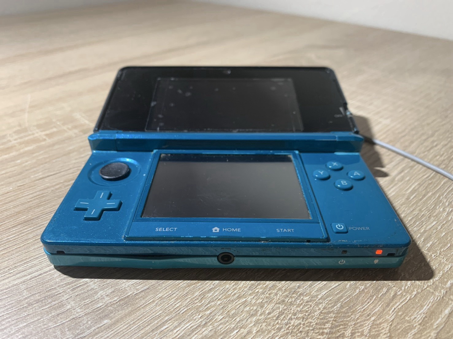 2081 Nintendo 3DS Aqua Blue For Parts