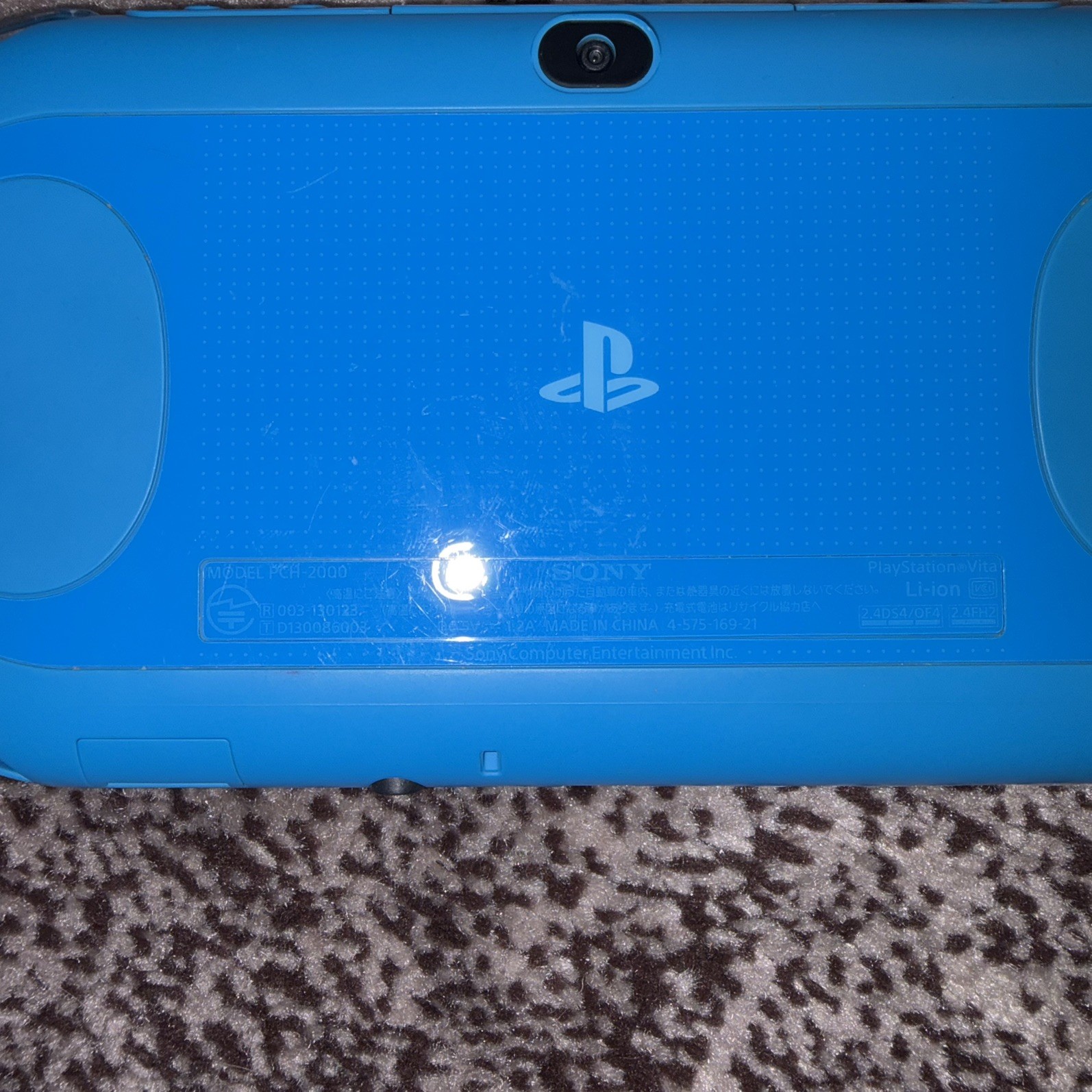 PS Vita Blue PCH-2000 ZA23 Slim Aqua Bundle, 2 Games + Charger 16GB Memory