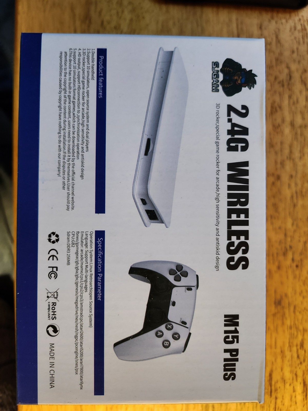2.4G Wireless Game Stick With 20,000 Games Preloaded ￼￼