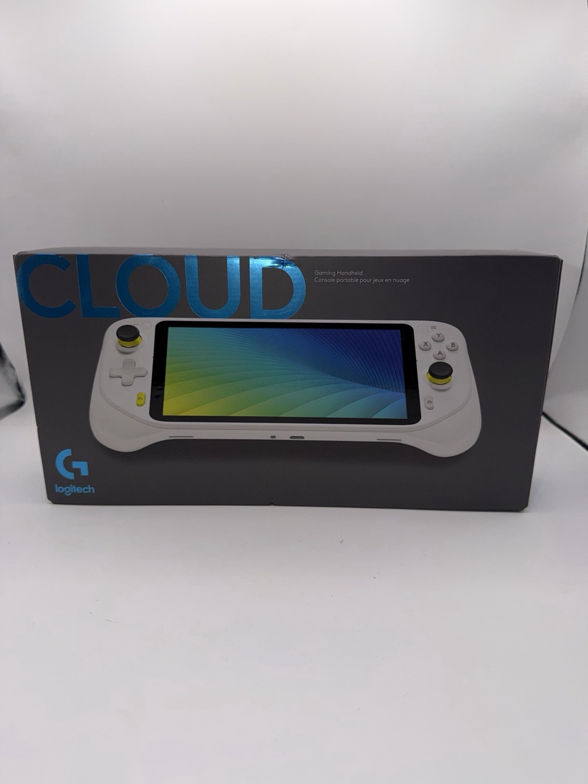 Logitech G CLOUD Handheld Gaming Console Portable 64GB 7″ + 256GB SD games card
