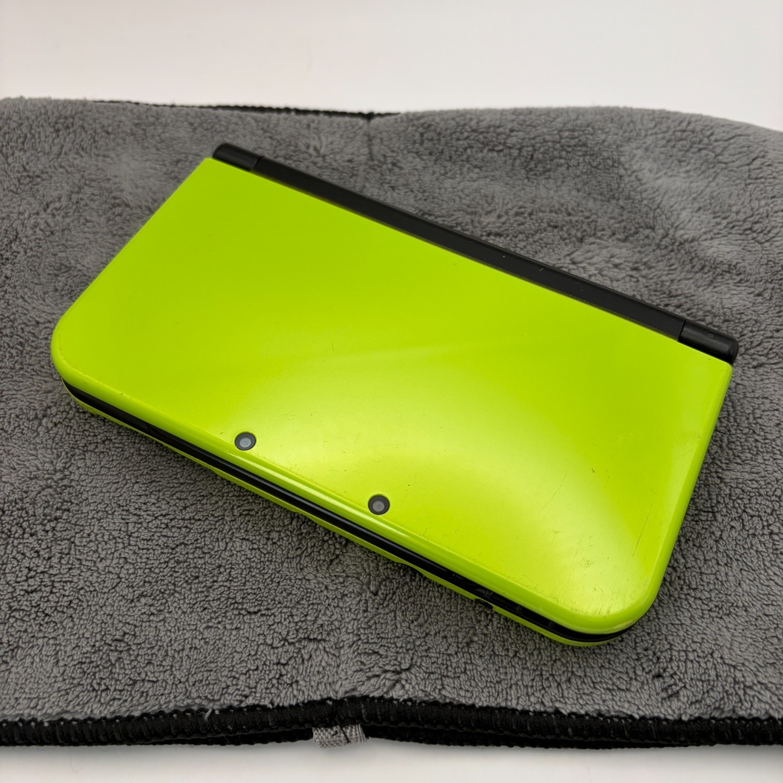 【Excellent5】NEW Nintendo 3DS LL XL Lime black Monster Hunter Game Console