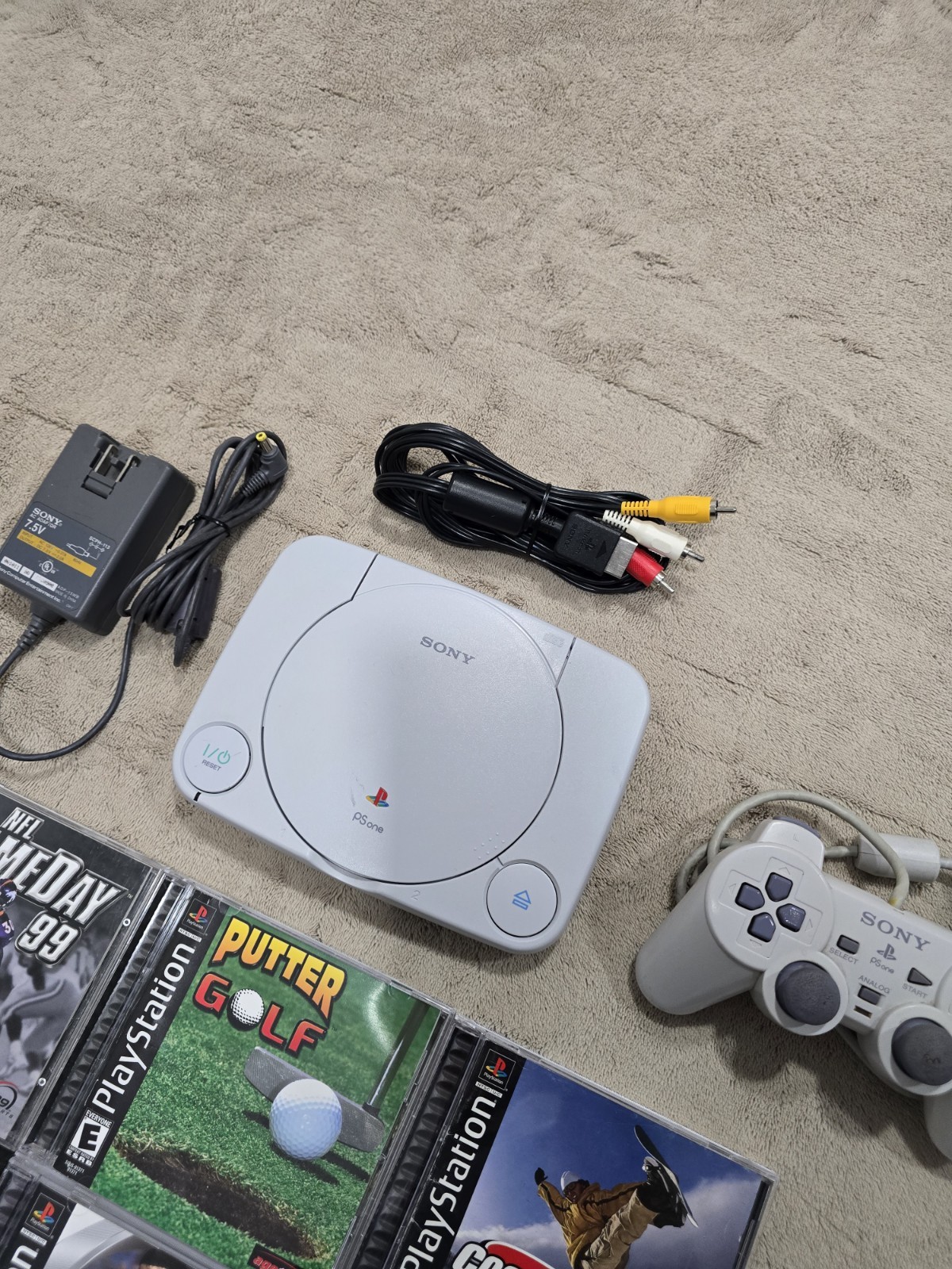 Sony PSone PS1 Console Bundle, Controller, Cables & 6 Games Included