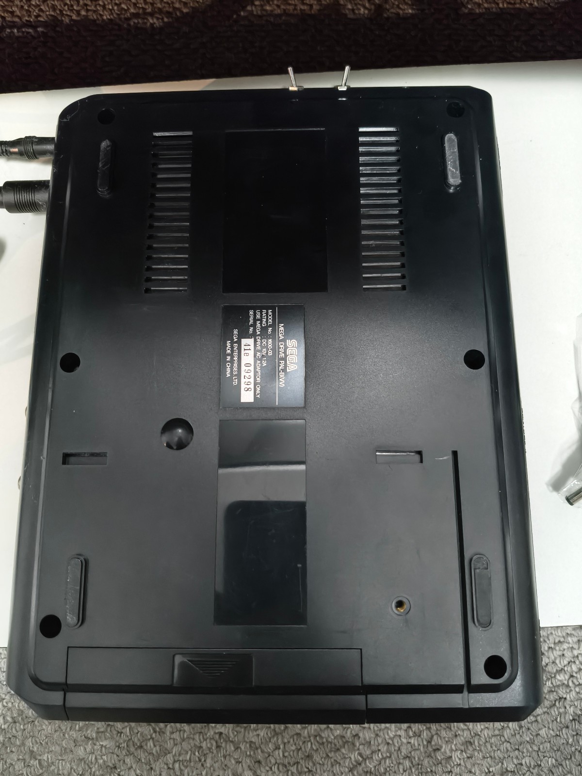 Mega Drive Genesis 50/60Hz RGB Component Composite ready