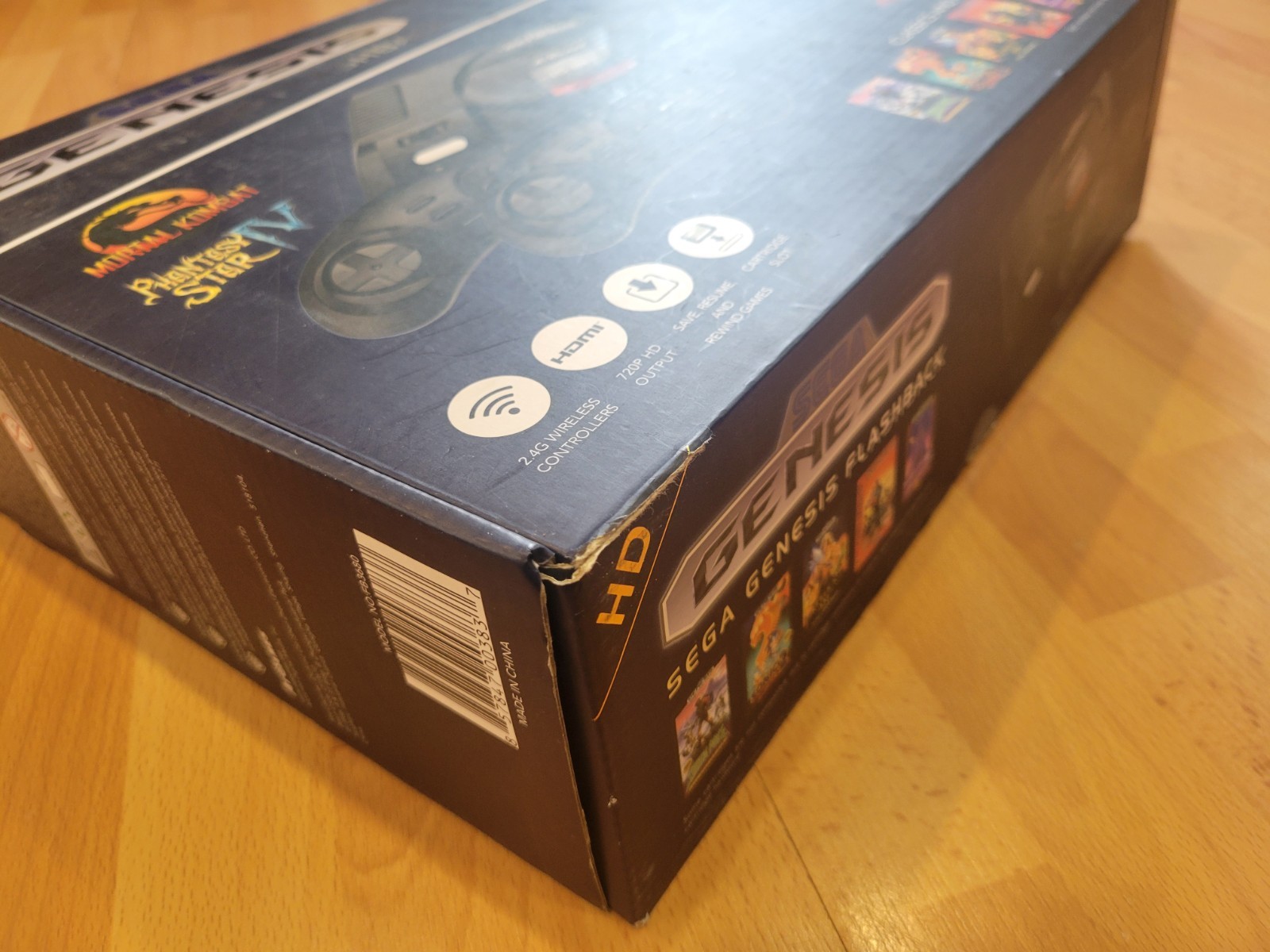 SEGA Genesis Flashback Console, HDMI, 2 Wireless Controllers, 85 Games With Box