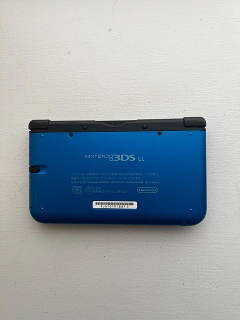 Nintendo 3DS LL XL Console – Metallic Blue – Japanese – Very Good Condition
